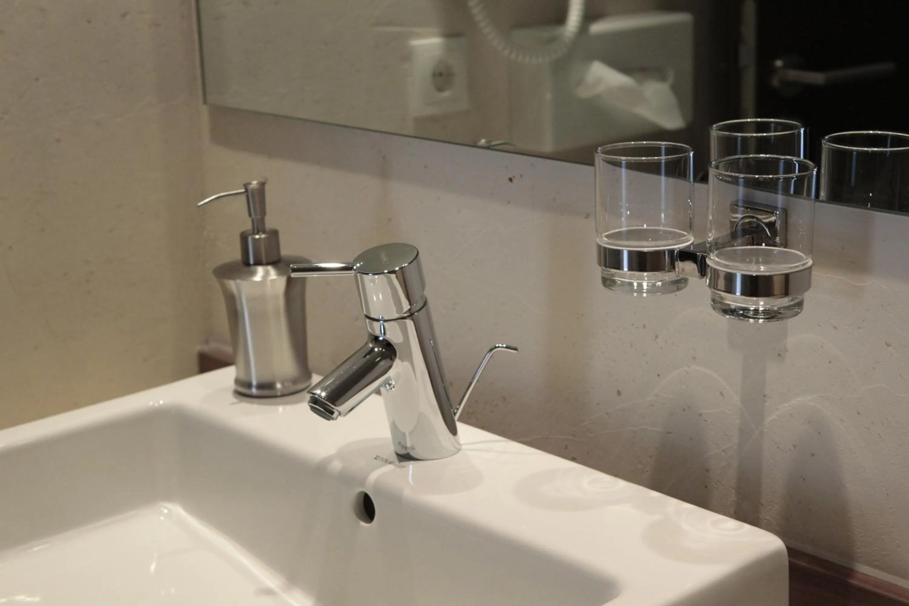 Bathroom in Hotel-Restaurant Pfälzer Hof