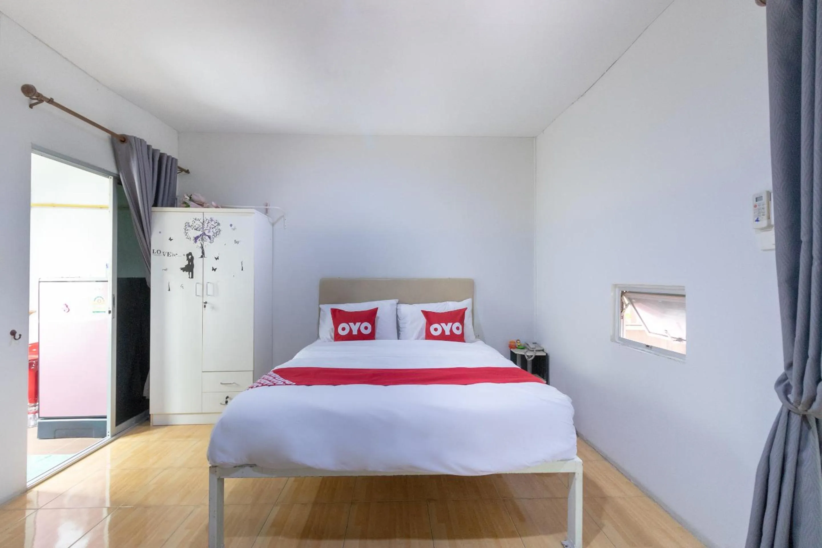 Bedroom, Bed in OYO 644 Pong Pai House