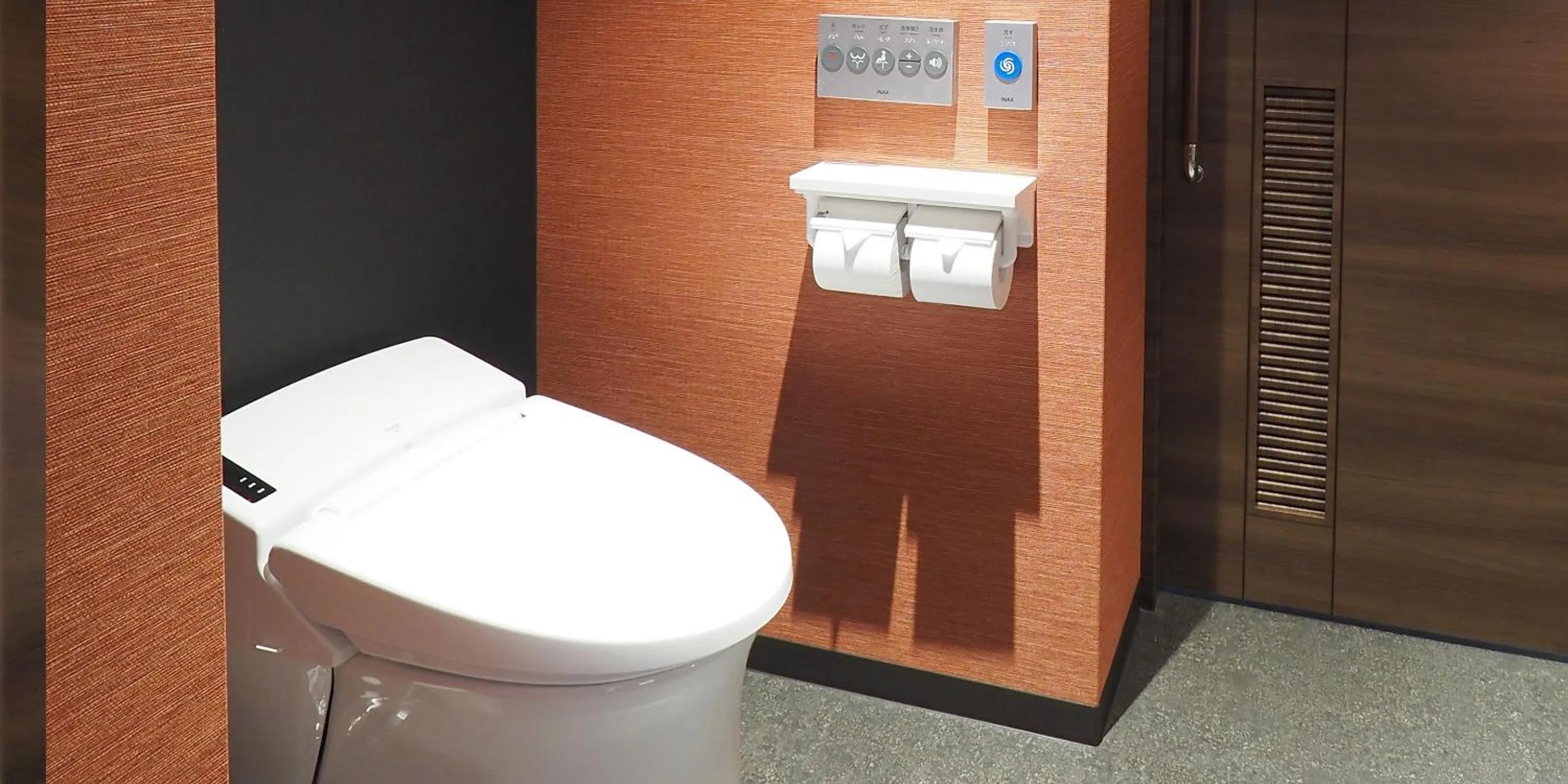 Toilet in Hotel Abest Grande Takatsuki