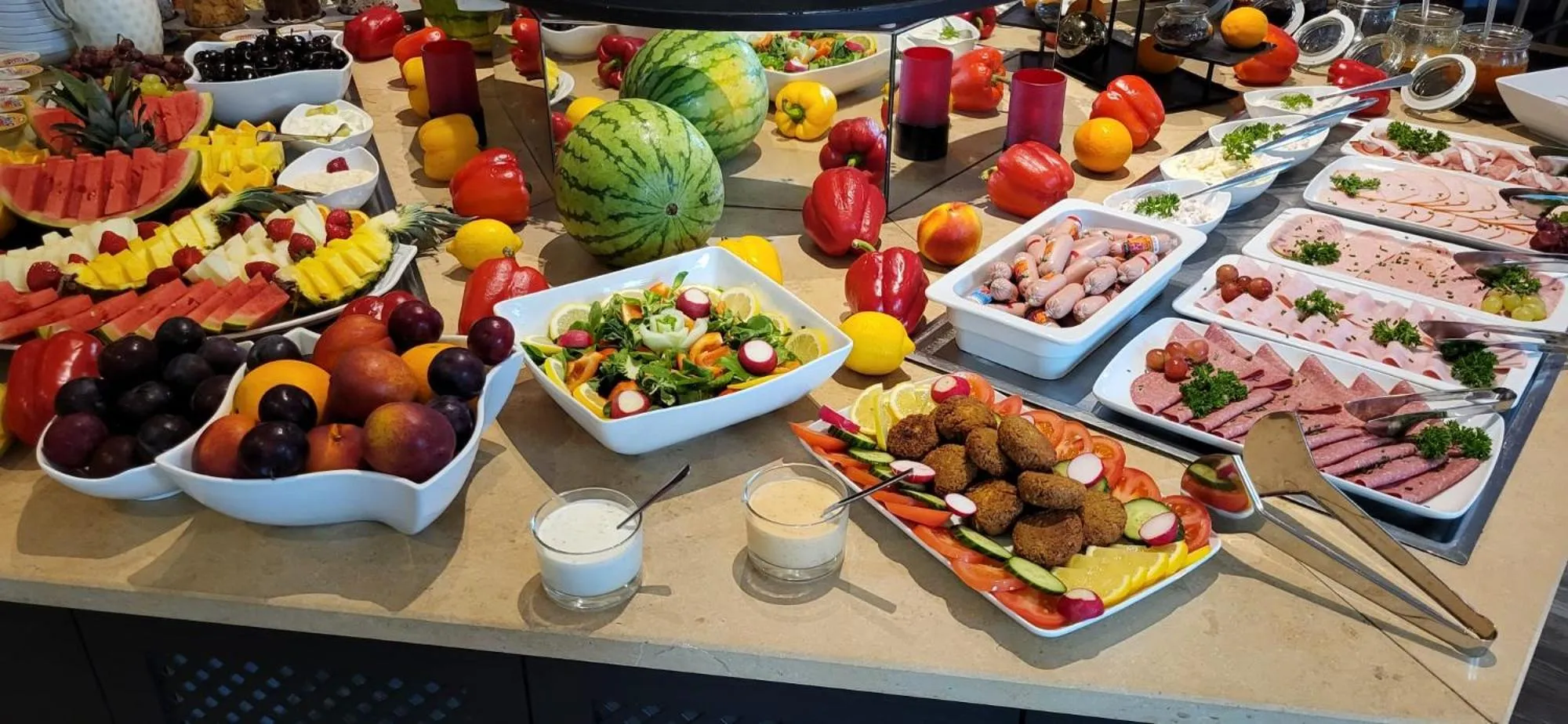 Breakfast in DORMERO Hotel Hannover-Langenhagen Airport