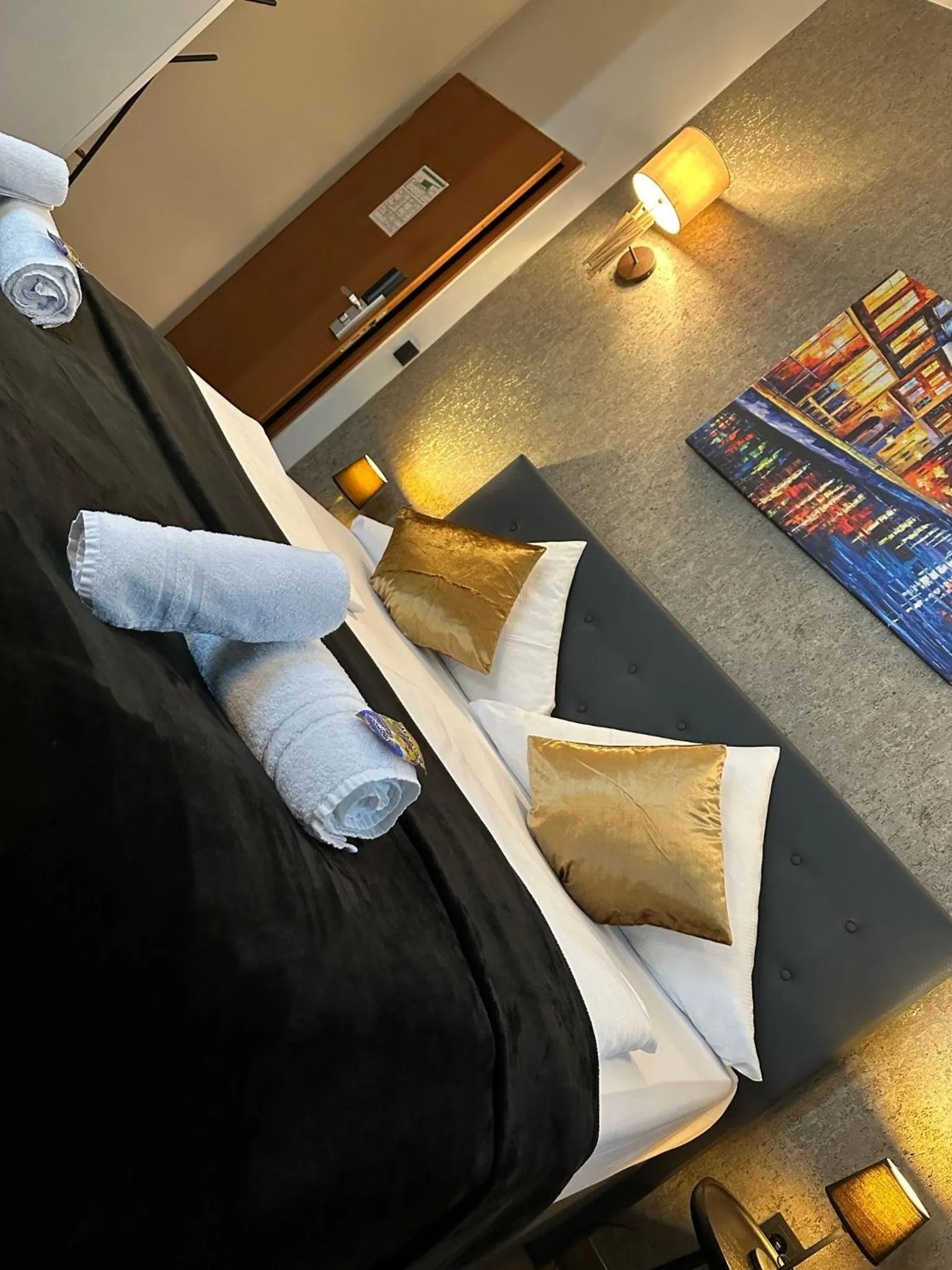 Bed in Hotel Restaurant zum Löwen