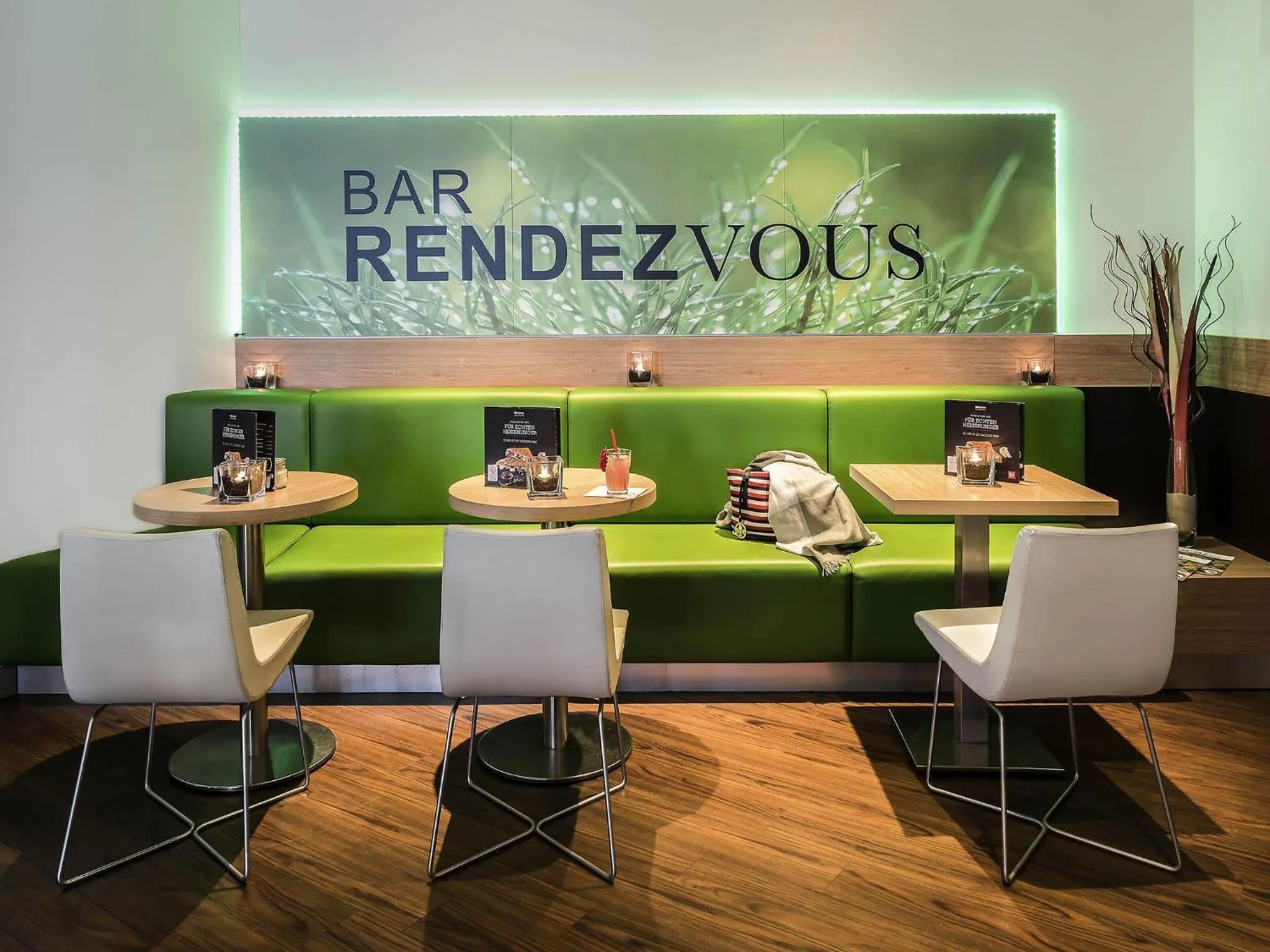 Lounge or bar in ibis Koblenz City