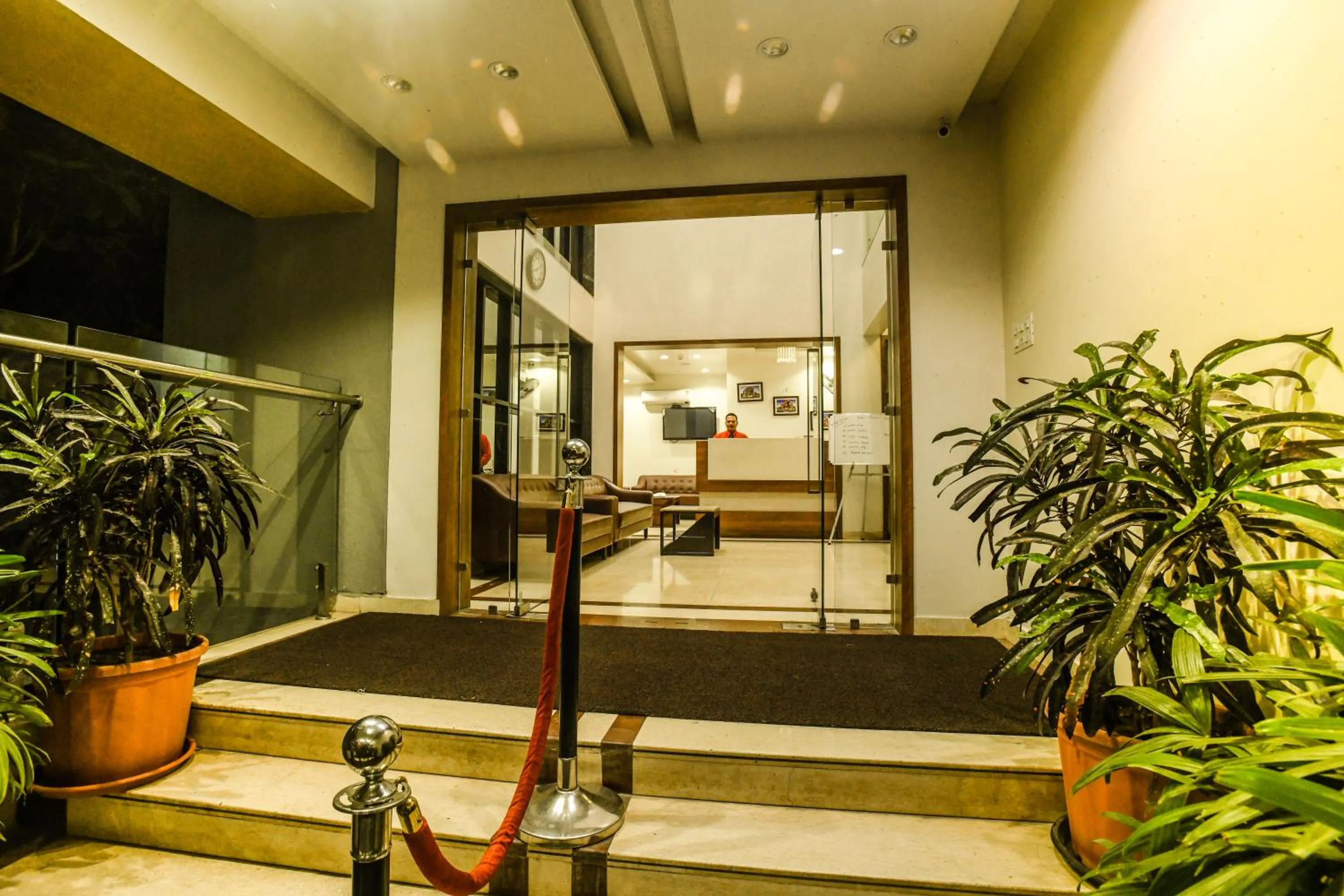 Facade/entrance in Hotel Manasi Royal