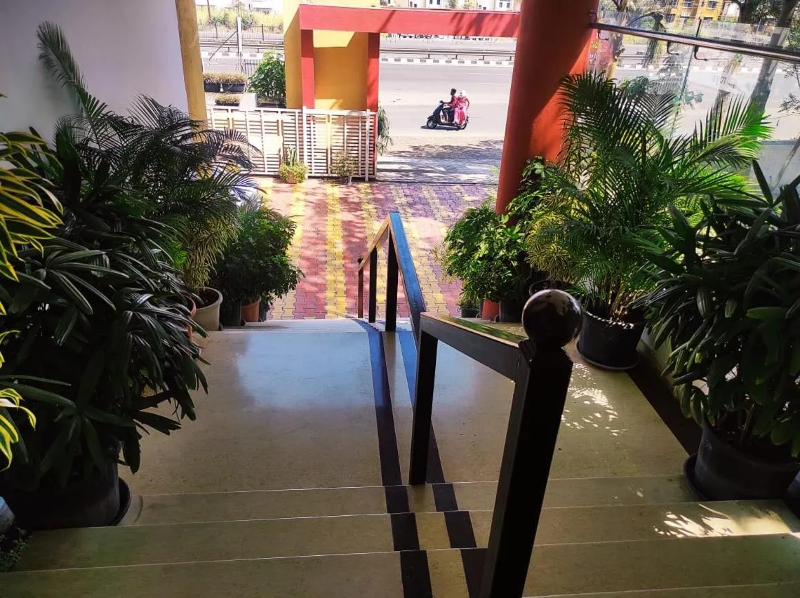 Facade/entrance in Hotel Manasi Royal