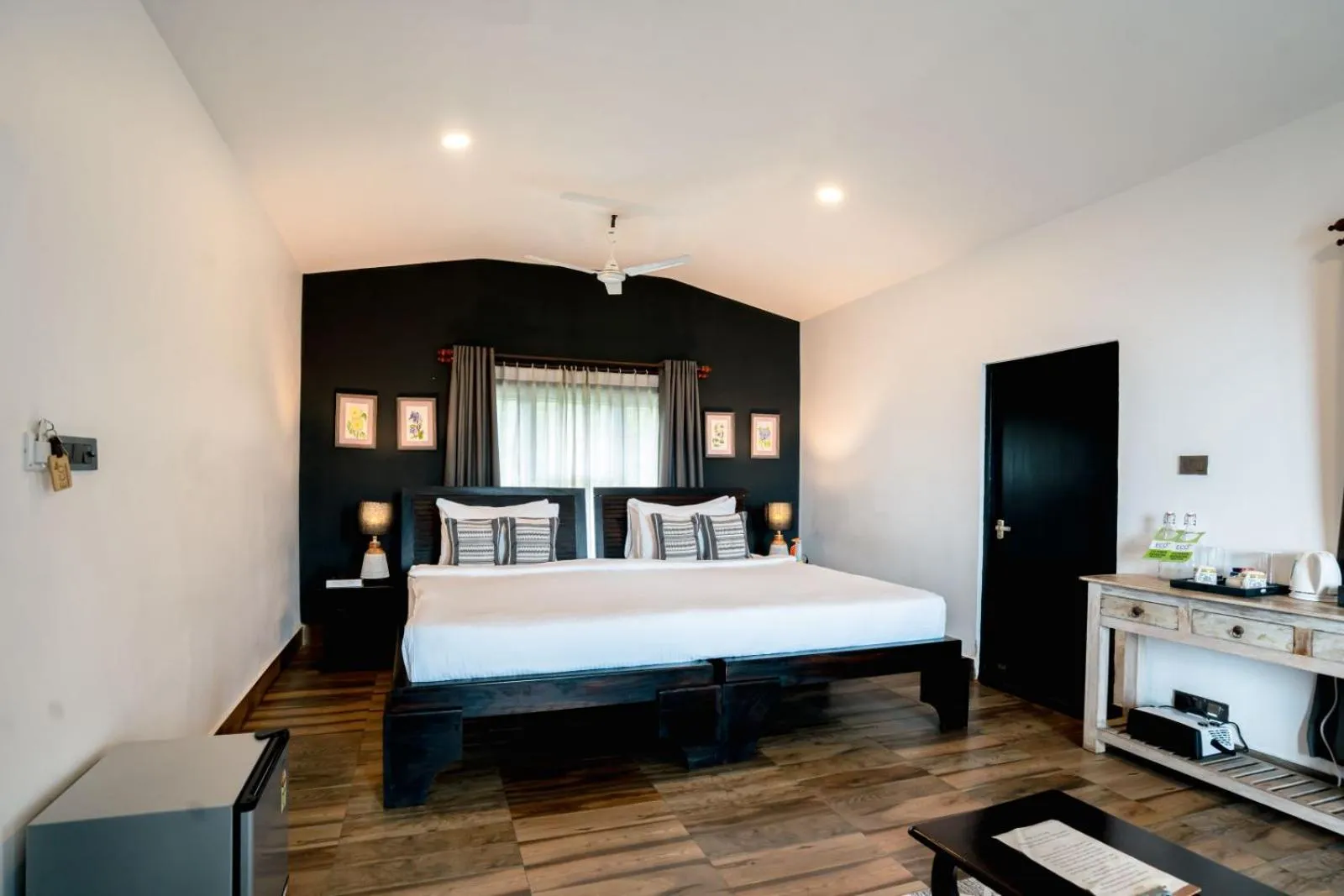 Bed in The Temi Bungalow South Sikkim