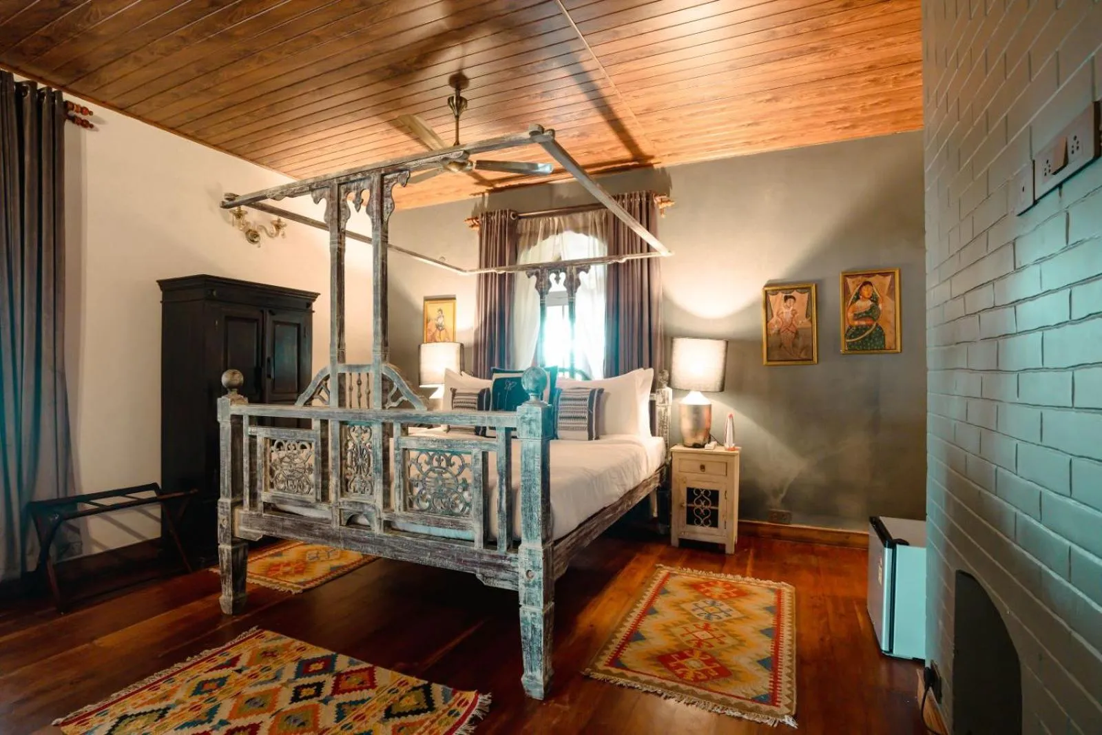 Bed in The Temi Bungalow South Sikkim