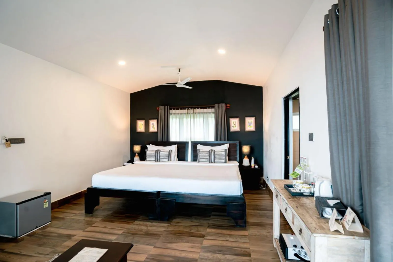 Bed in The Temi Bungalow South Sikkim