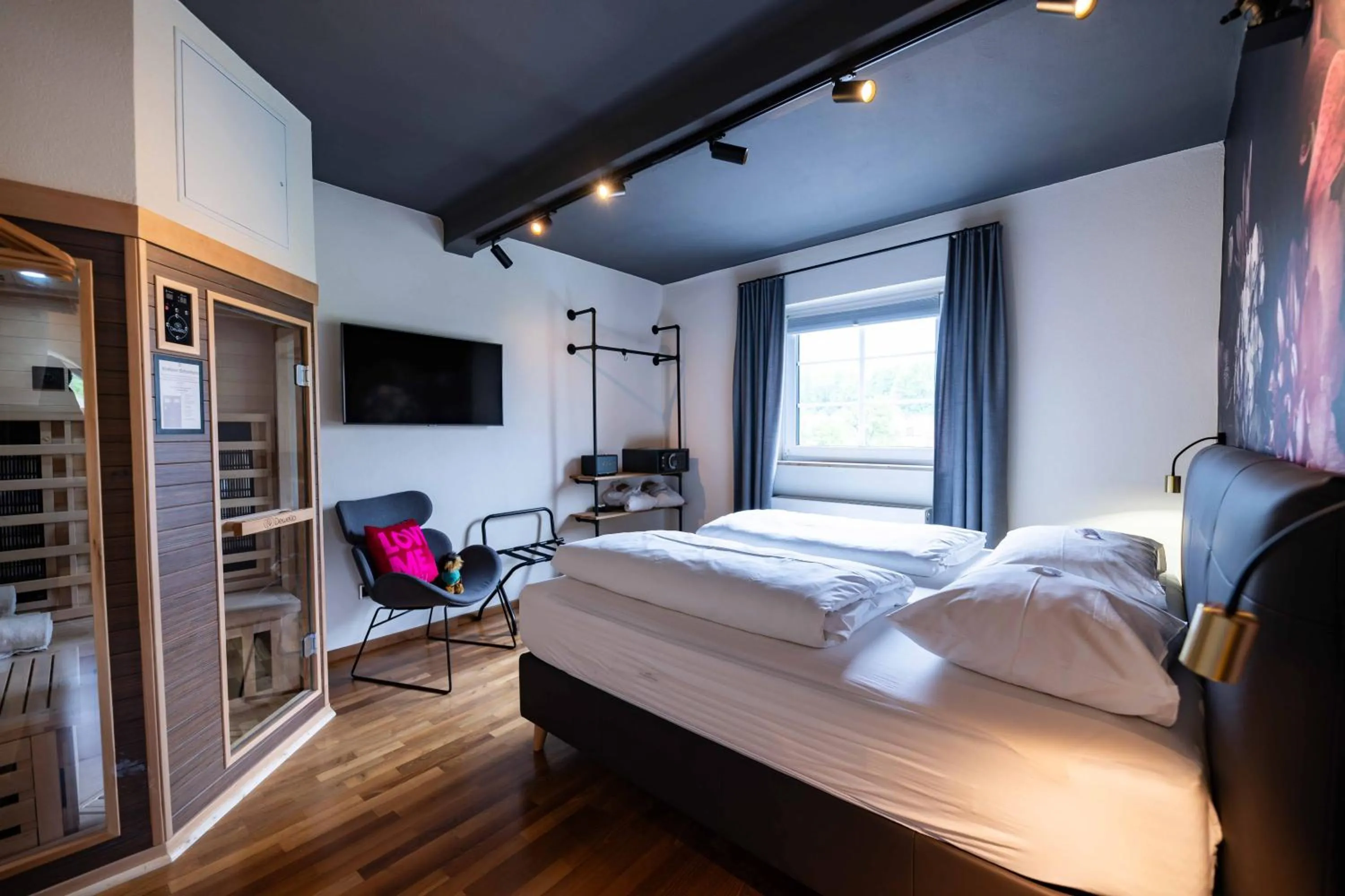 Bedroom, Bed in Boutique-Hotel Bayerischer Hof