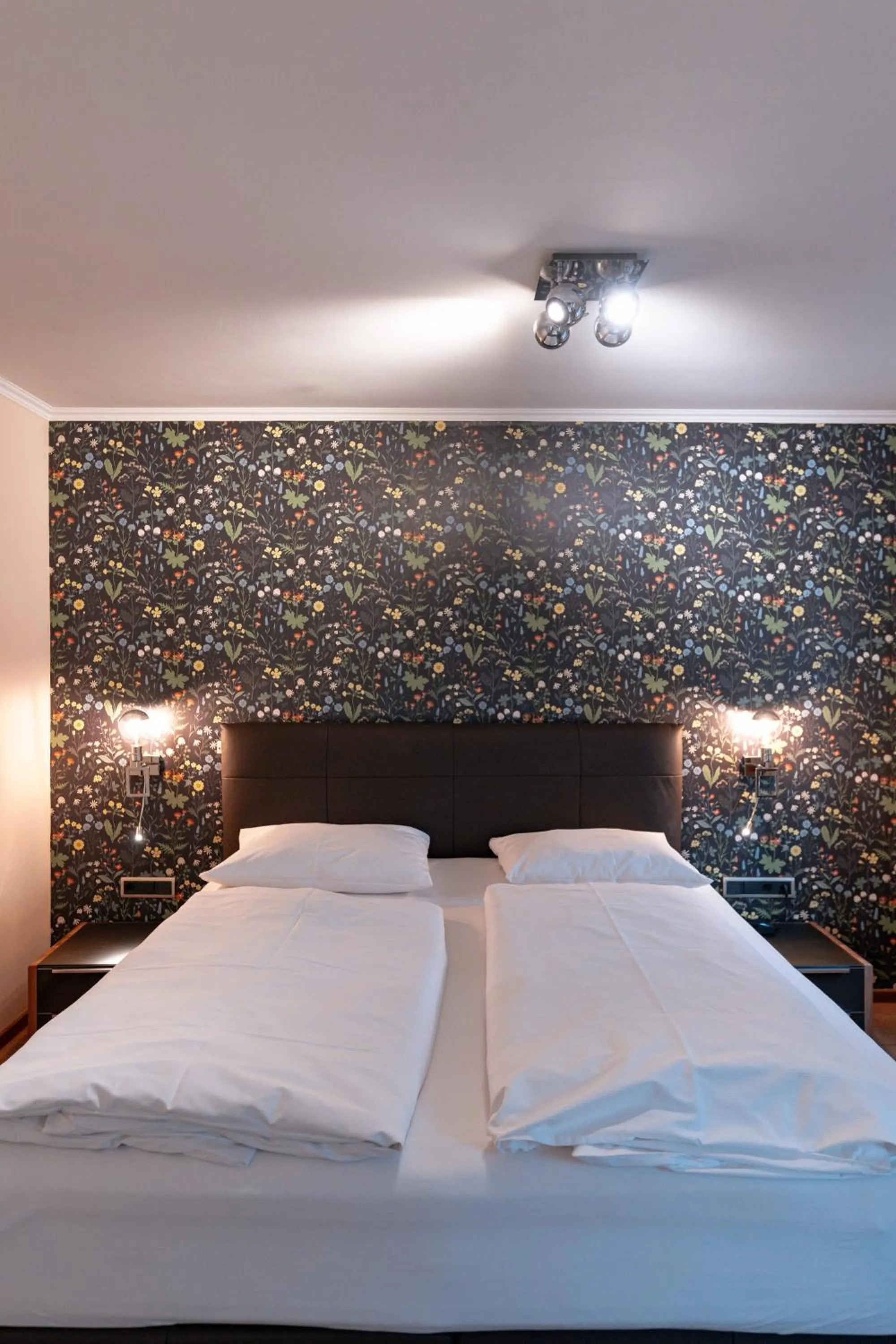 Bed in Boutique-Hotel Bayerischer Hof