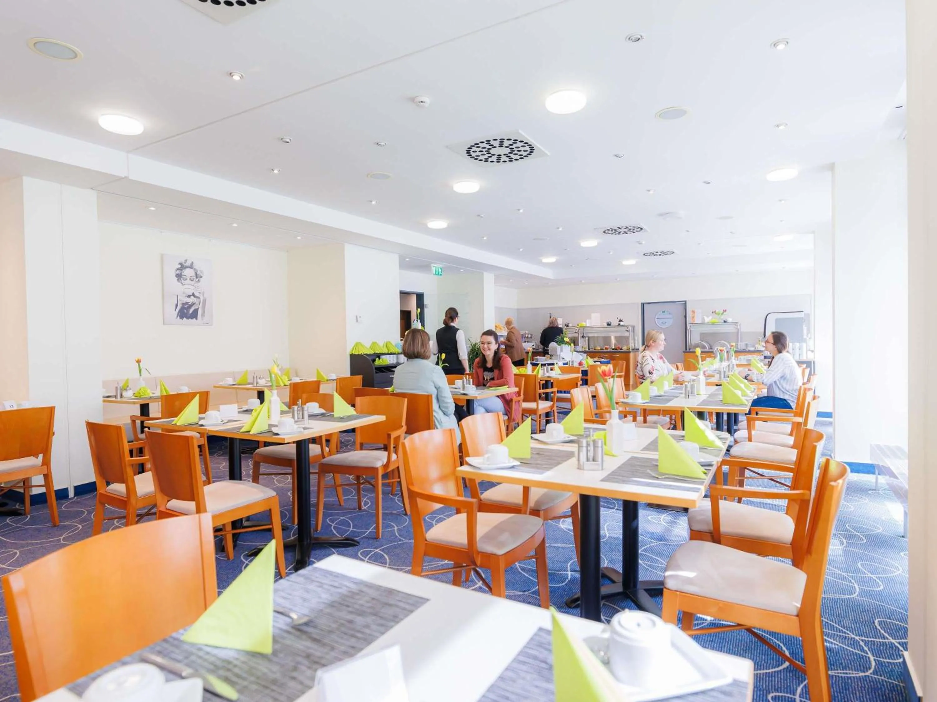 Breakfast in Mercure Hotel Riesa Dresden Elbland