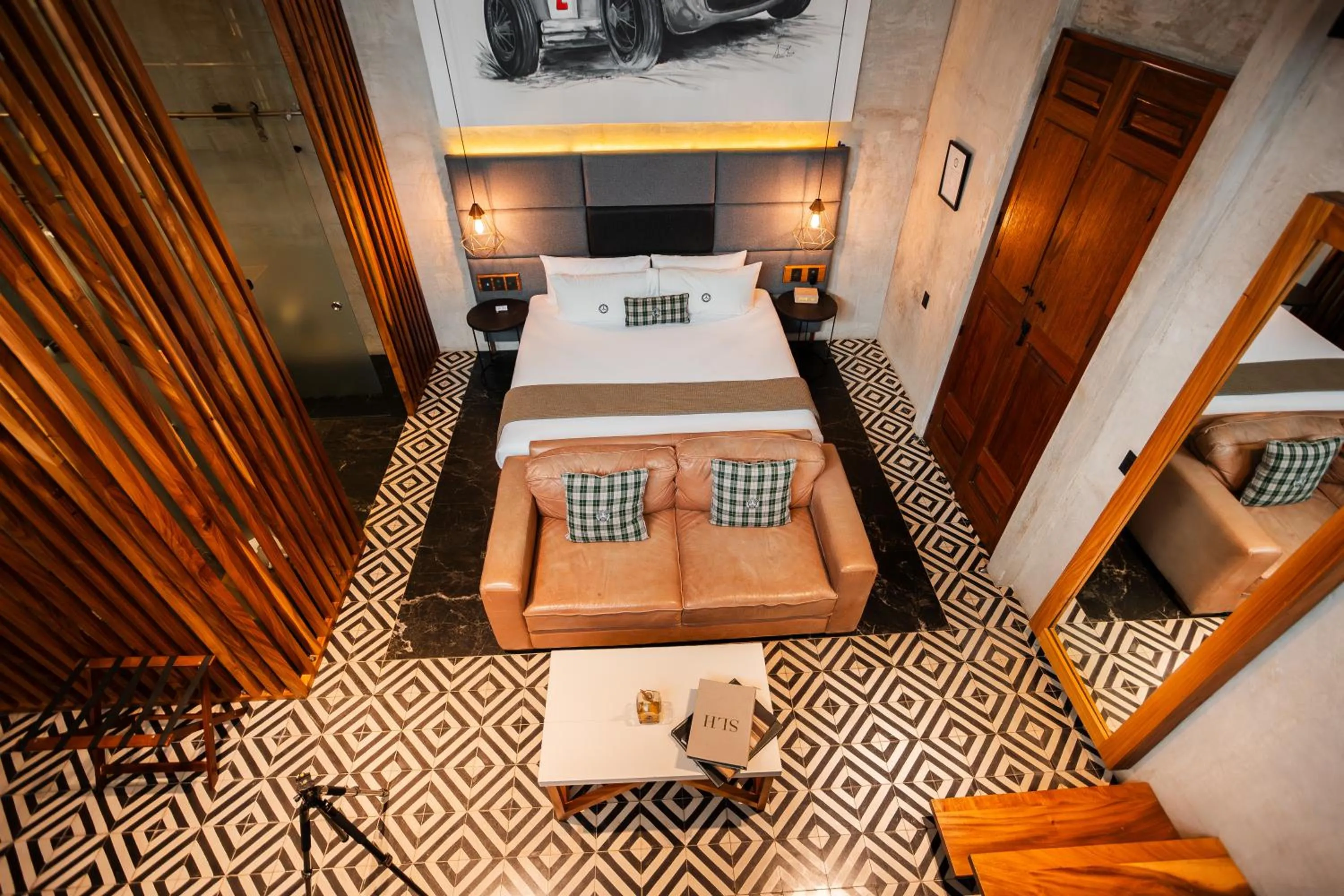 Bed in Diez Diez Collection