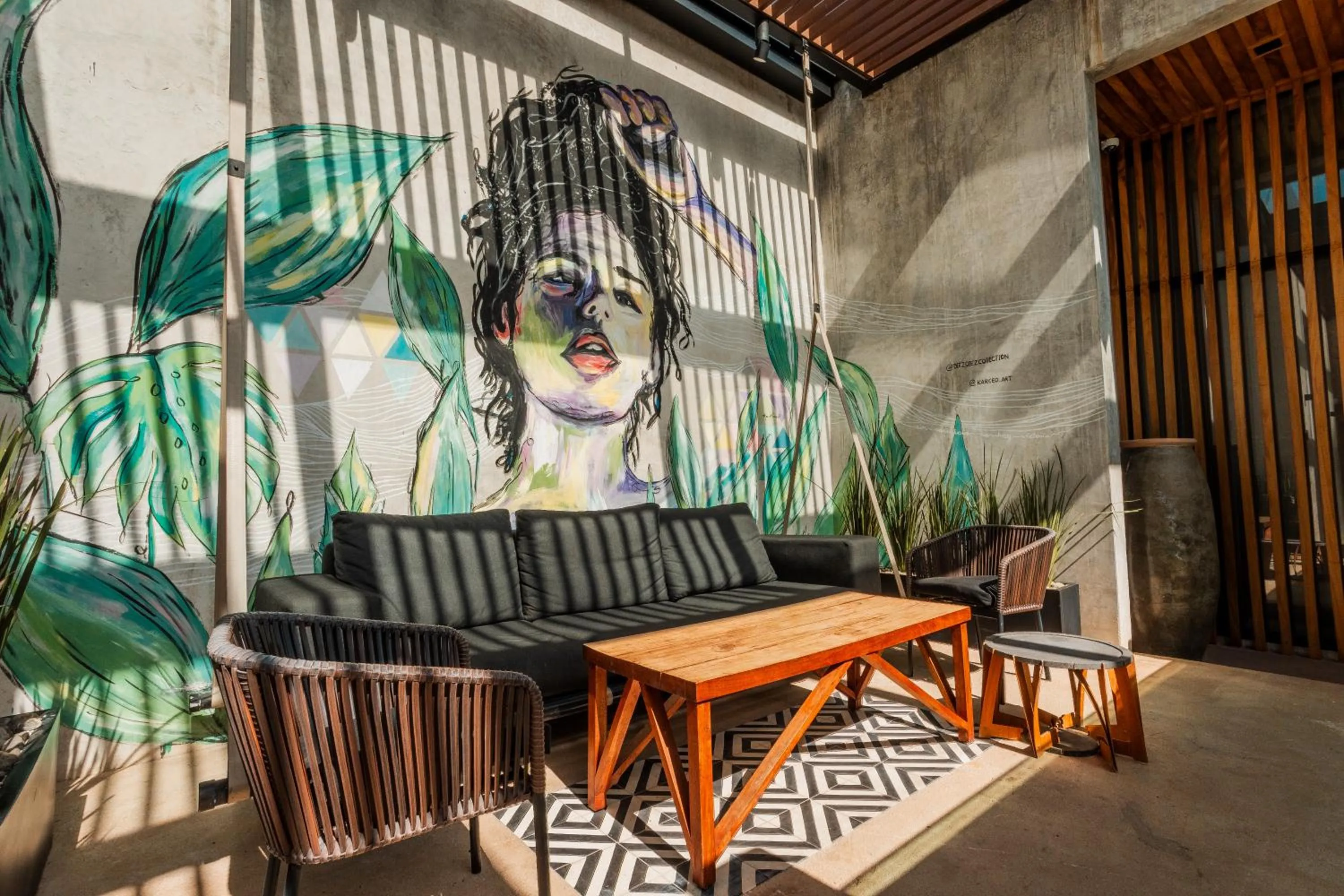 Area and facilities in Diez Diez Collection