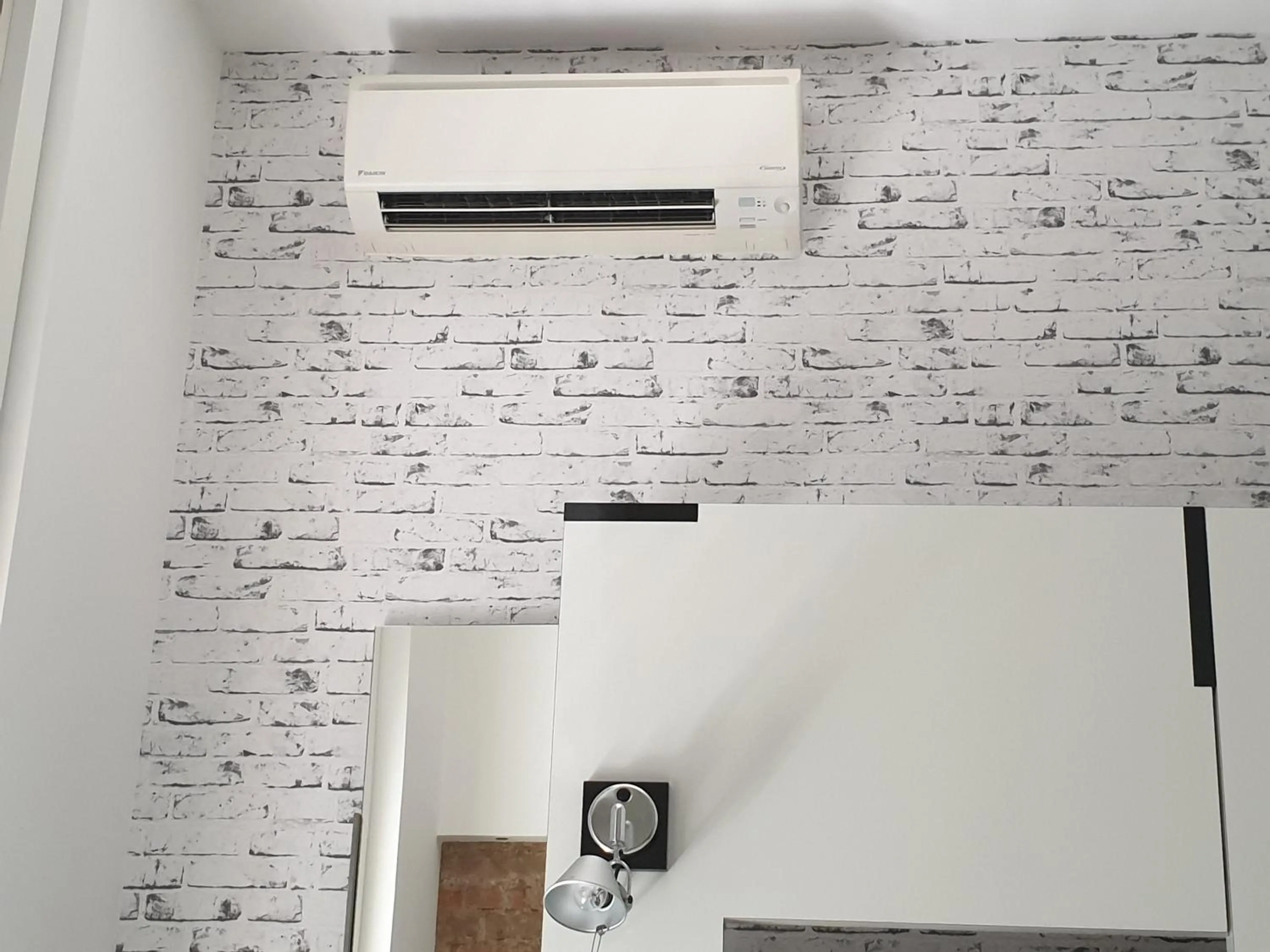 Food and drinks in Hotel Cristall - Frankfurt City