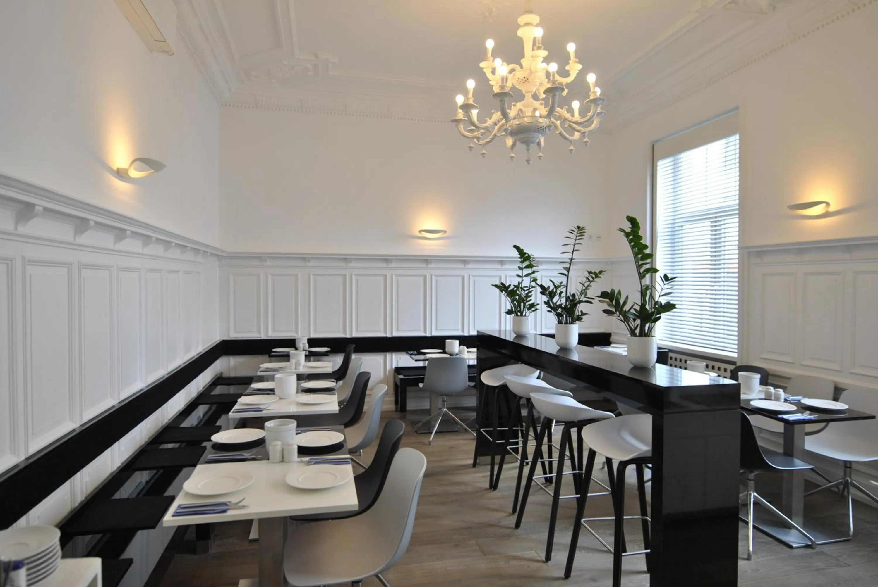 Buffet breakfast in Hotel Cristall - Frankfurt City