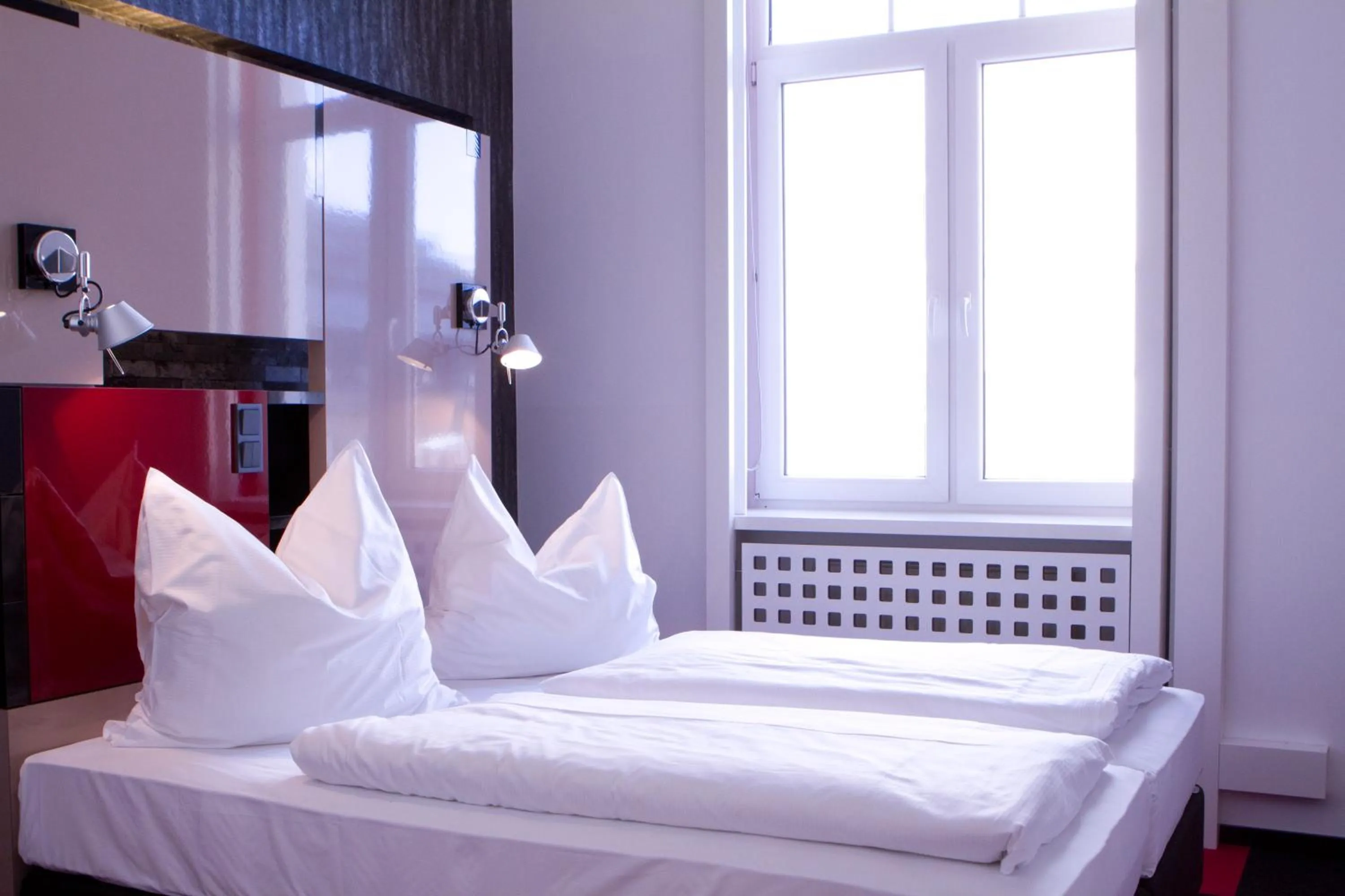 Bed in Hotel Cristall - Frankfurt City
