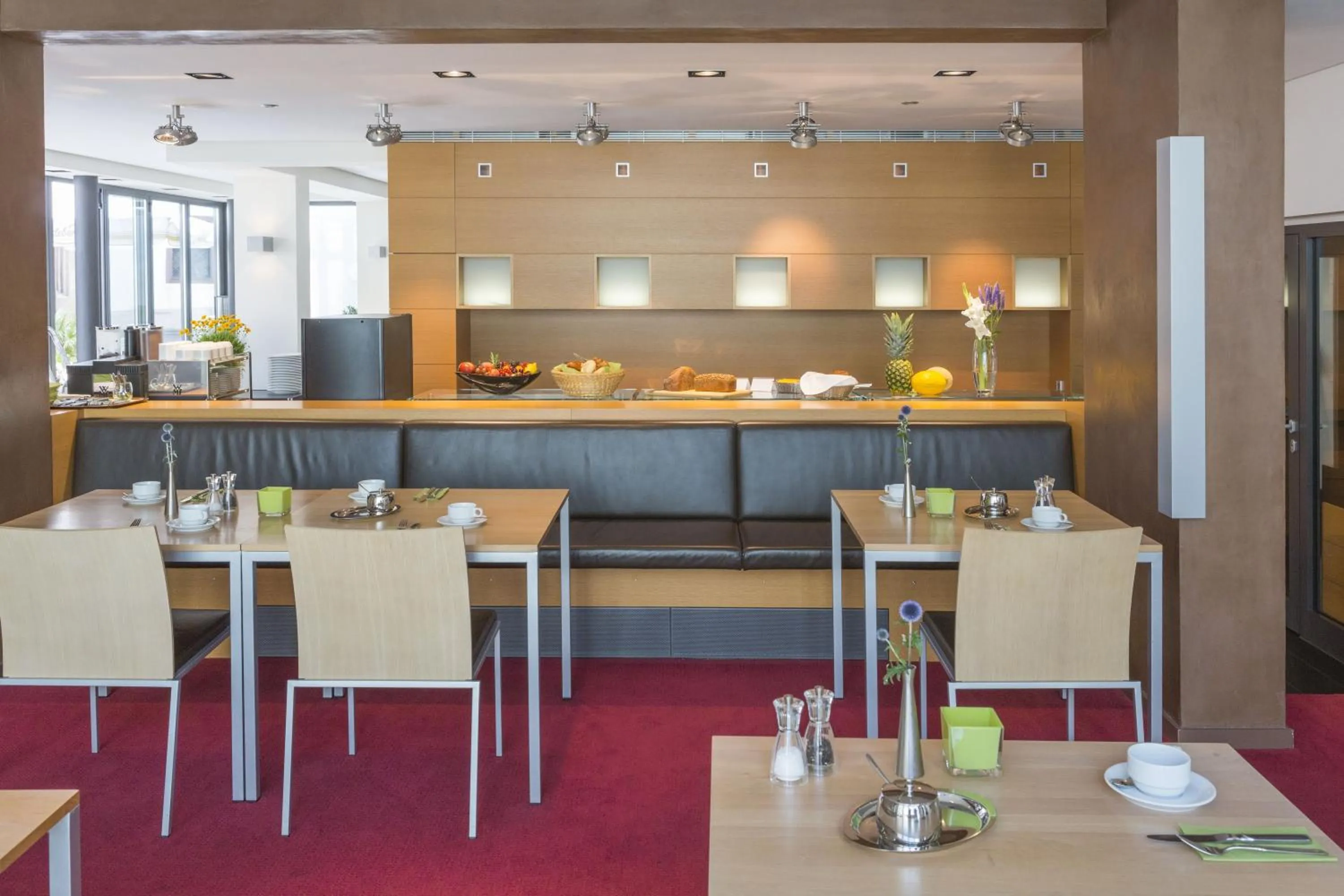 Restaurant/places to eat in Landidyll Hotel Lamm