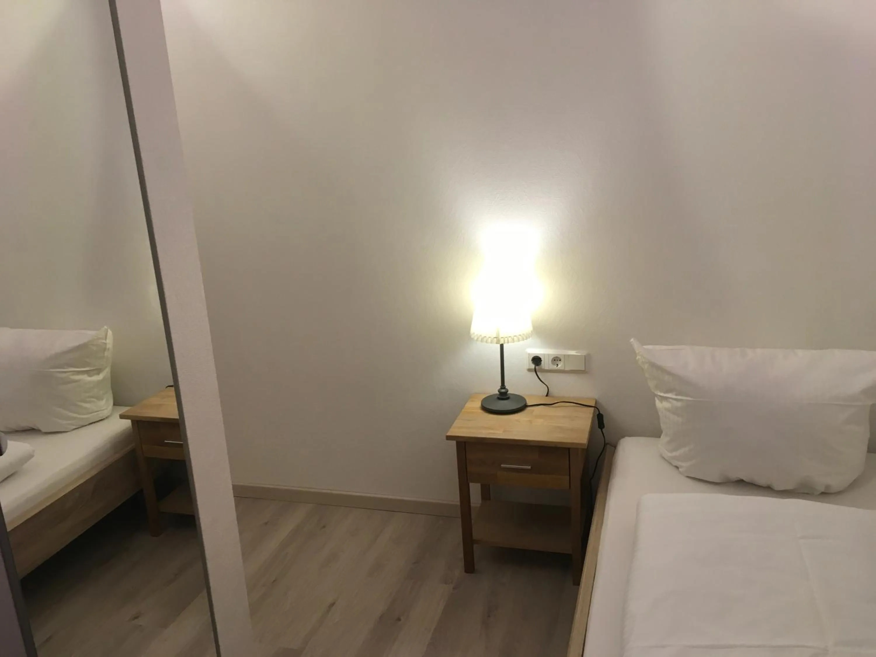 Bedroom, Bed in Hotel-Pension zum Paradies