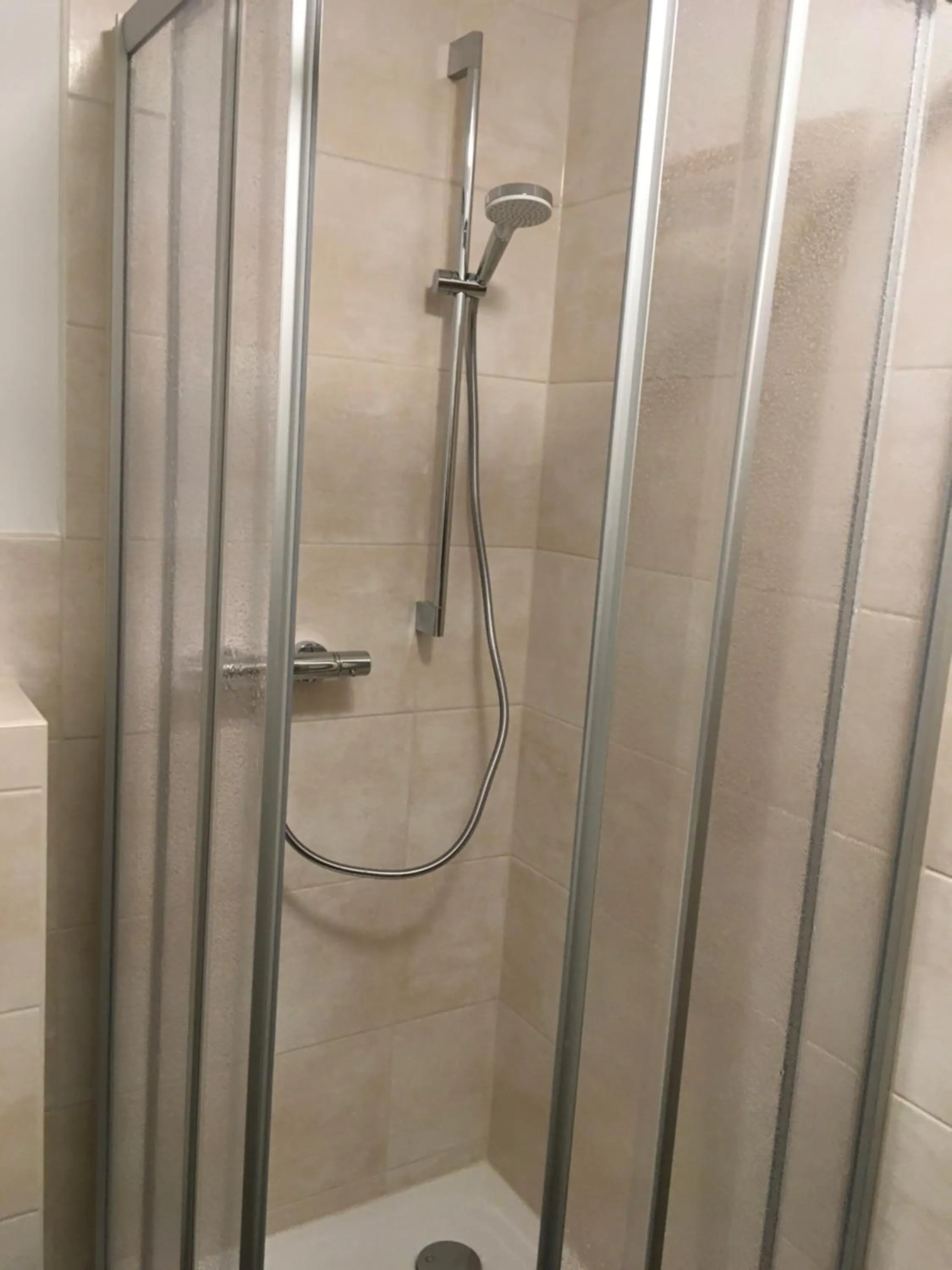 Property building in Hotel-Pension zum Paradies