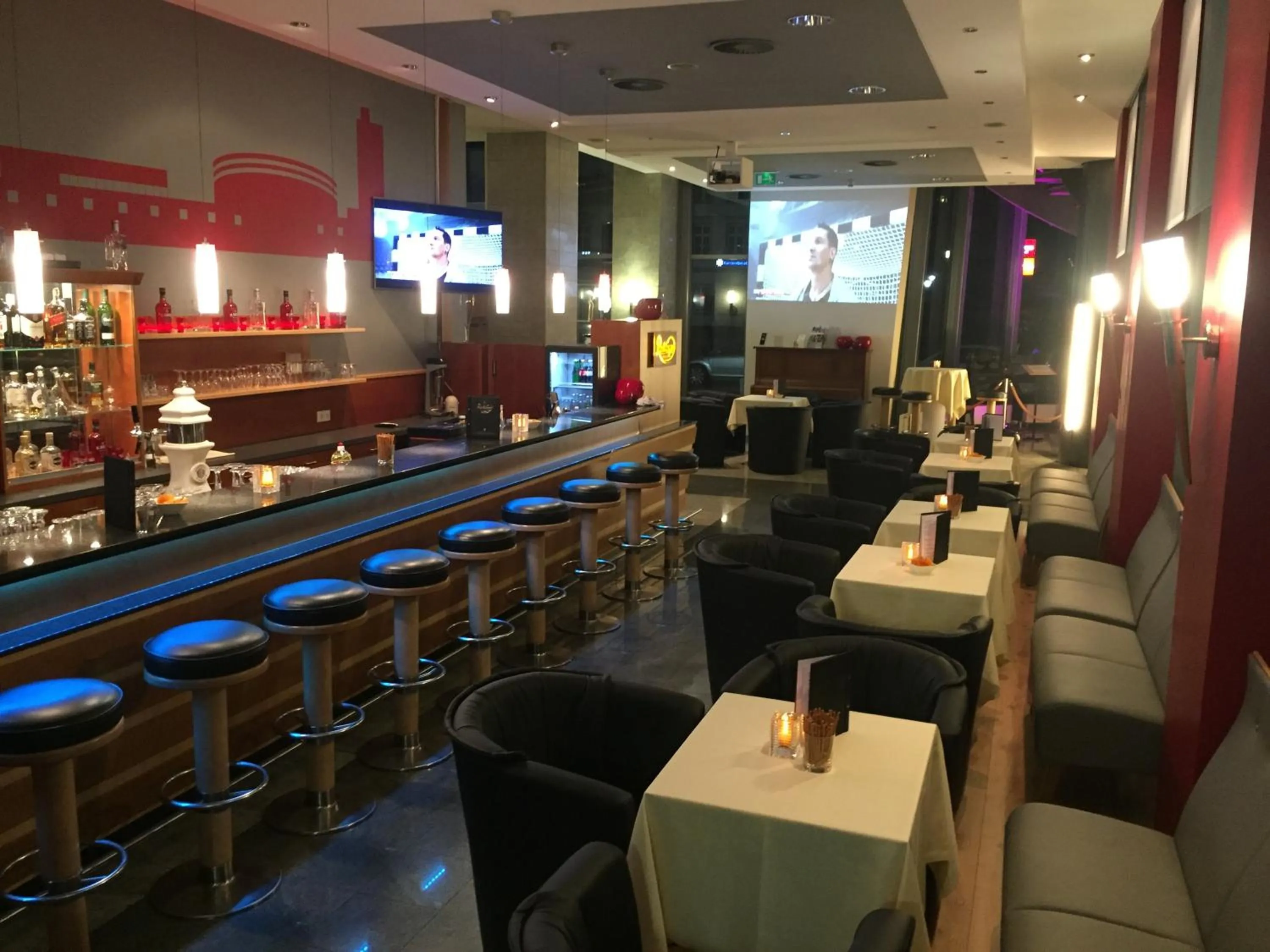 Lounge or bar in City Hotel Suhl