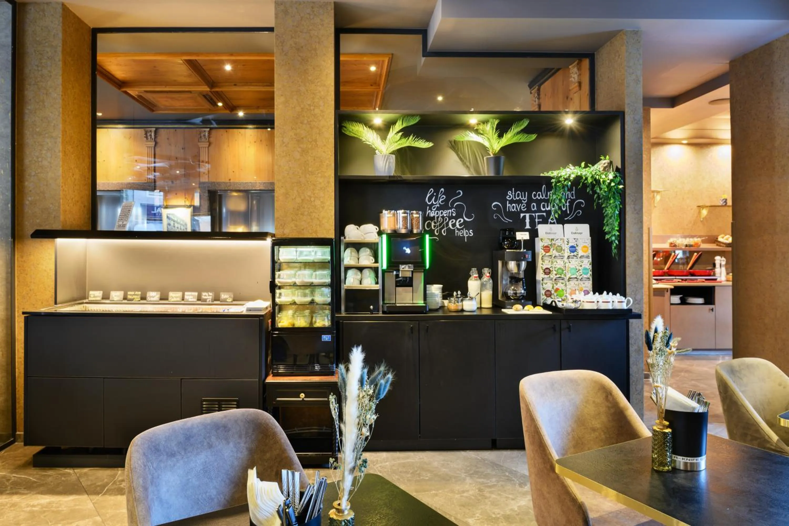 Breakfast in KING's Hotel First