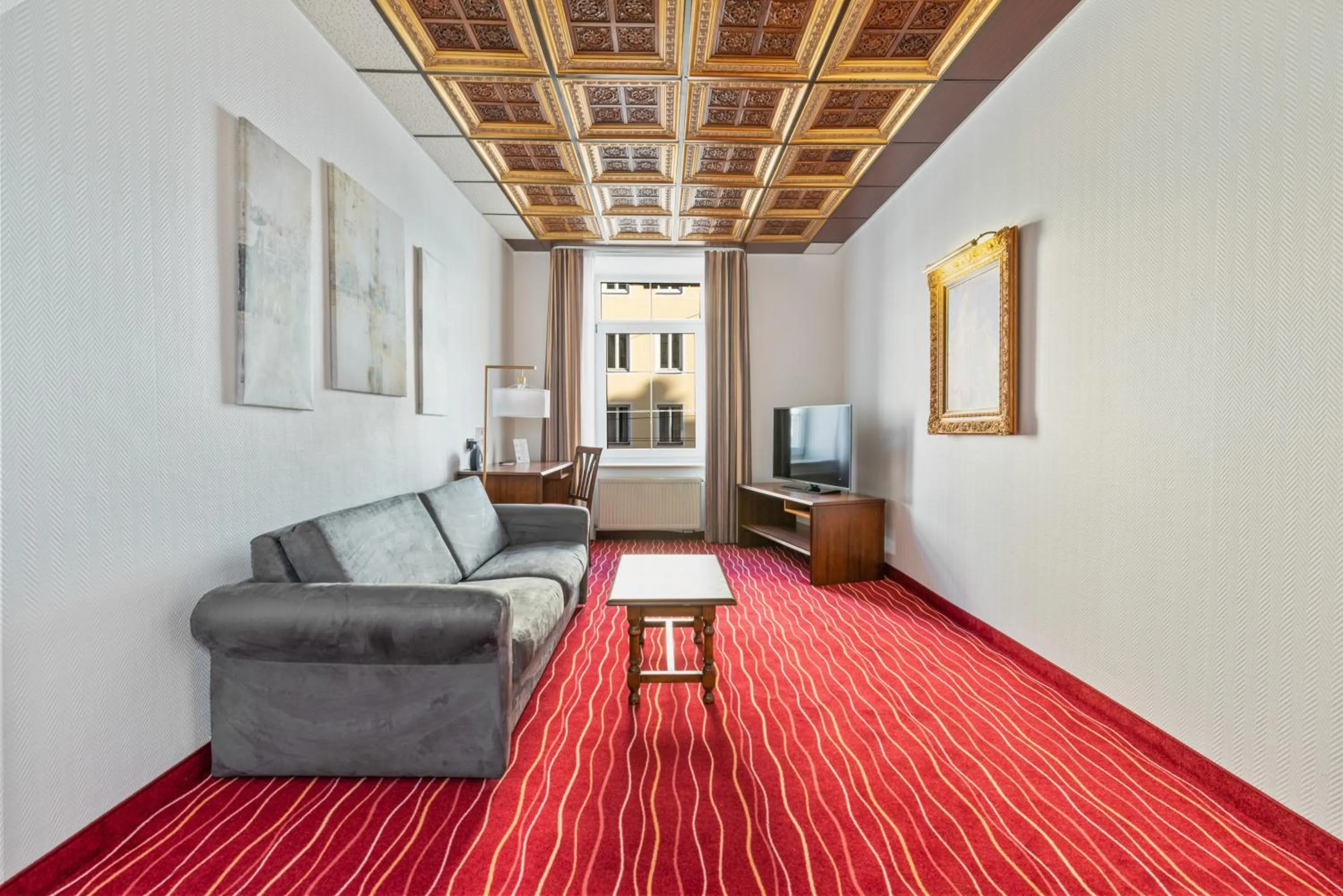 Living room in KING's Hotel First