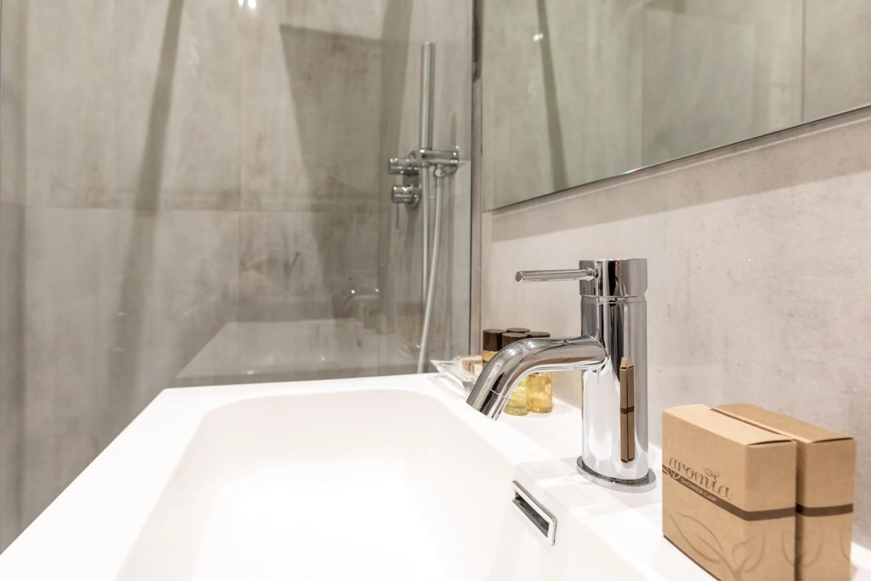 Bathroom in Suites 44 - Guesthouse close to Vaticano, San Pietro, Castel Sant'angelo