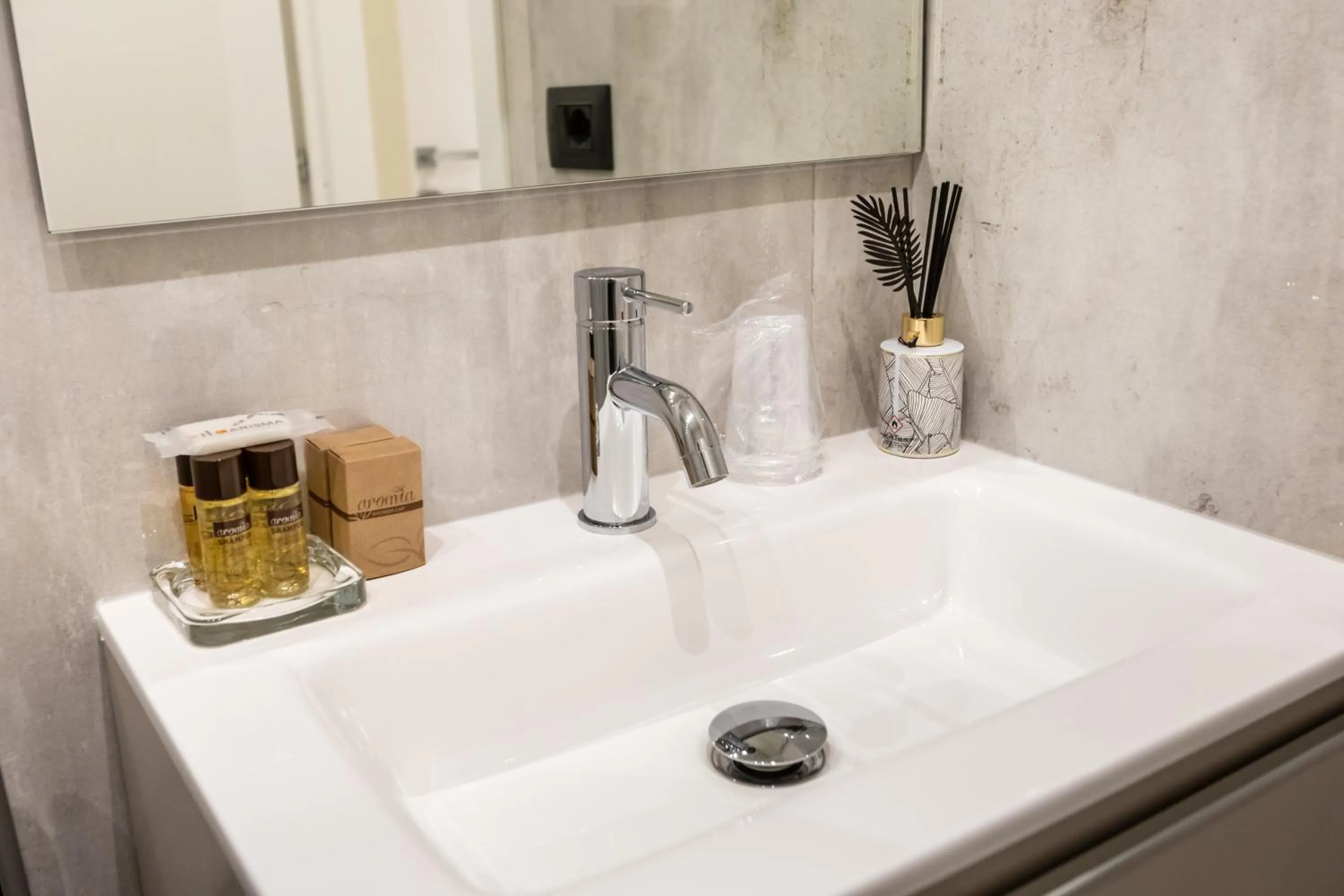 Bathroom in Suites 44 - Guesthouse close to Vaticano, San Pietro, Castel Sant'angelo