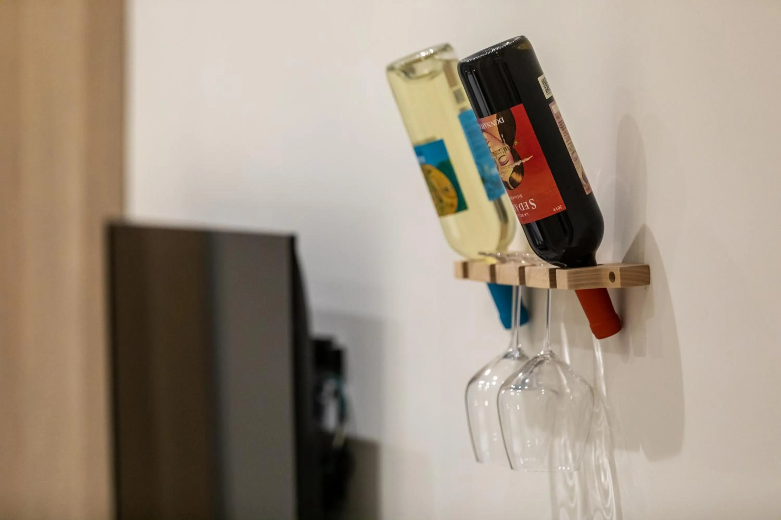 Alcoholic drinks in Suites 44 - Guesthouse close to Vaticano, San Pietro, Castel Sant'angelo