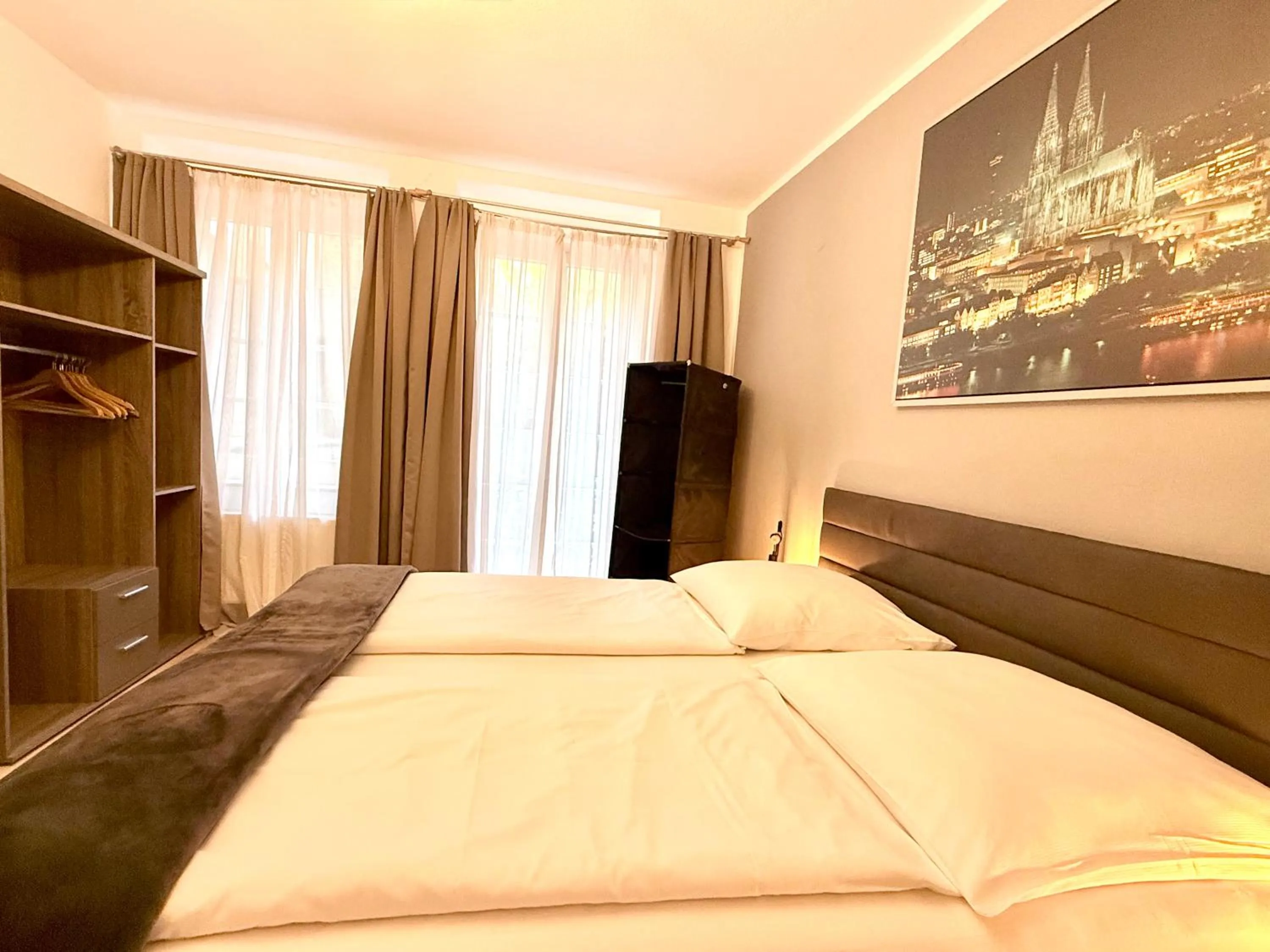 Bed in Altstadthotel Hayk am Rhein