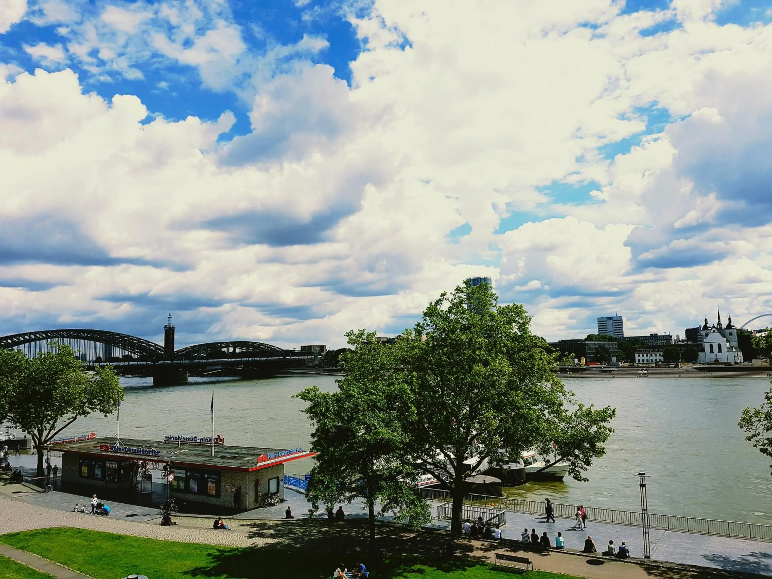 On site in Altstadthotel Hayk am Rhein