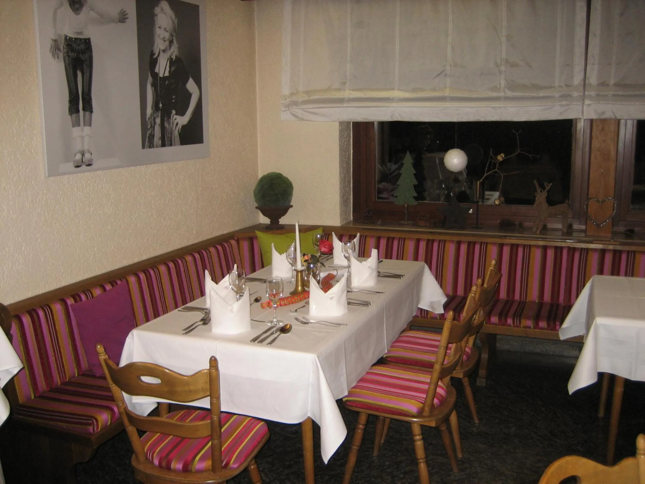 Restaurant/places to eat in Hotel Grauleshof