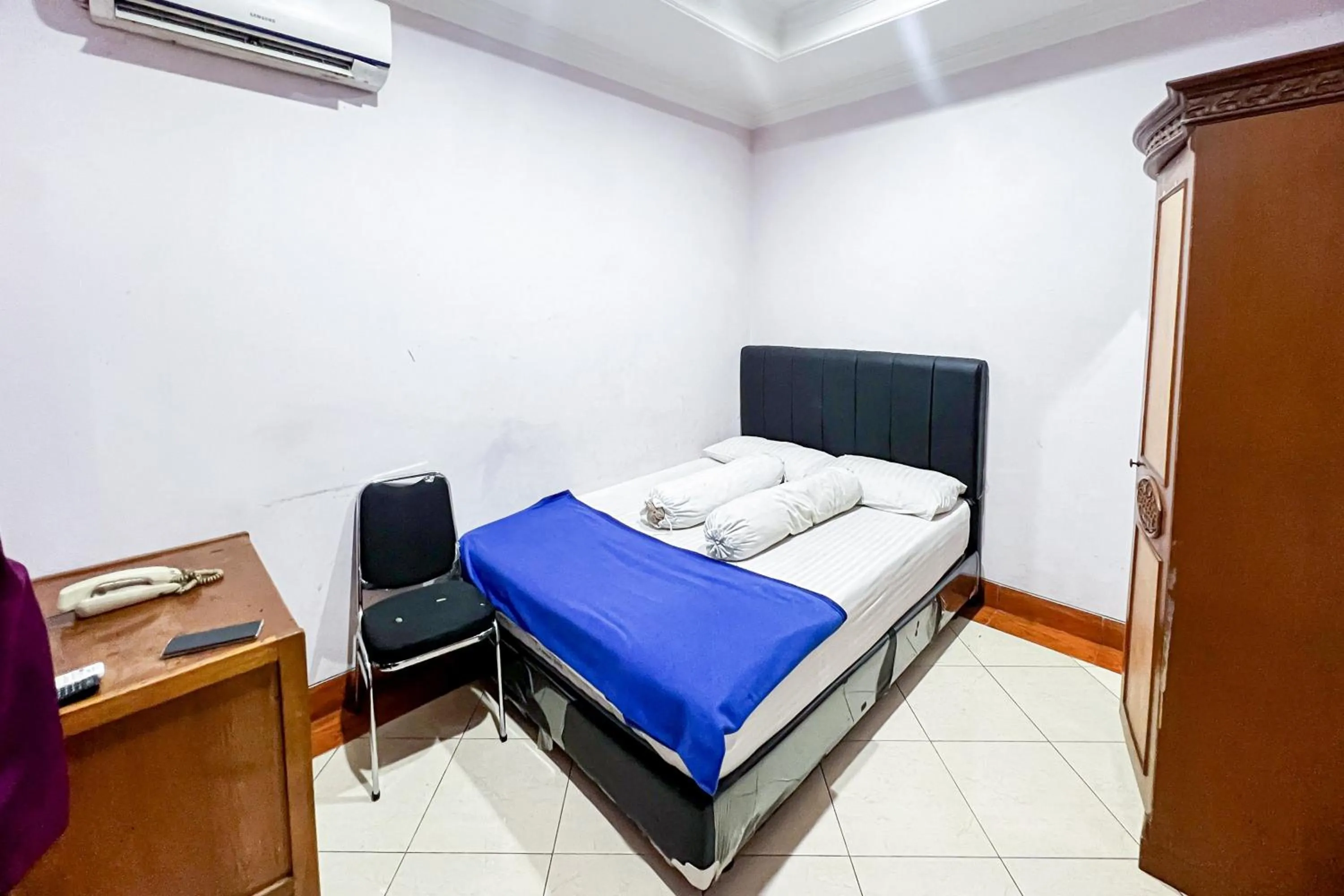 Bed in House Of Livina Mitra RedDoorz