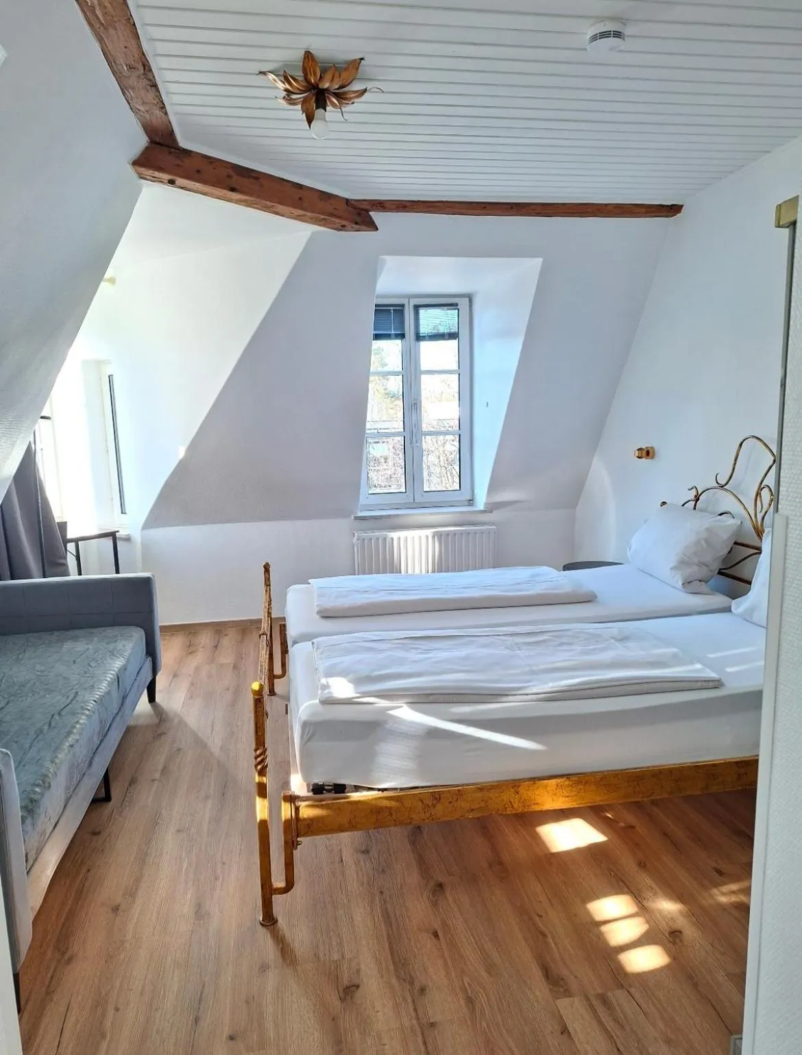 Bedroom, Bed in Laimer Hof am Schloss Nymphenburg