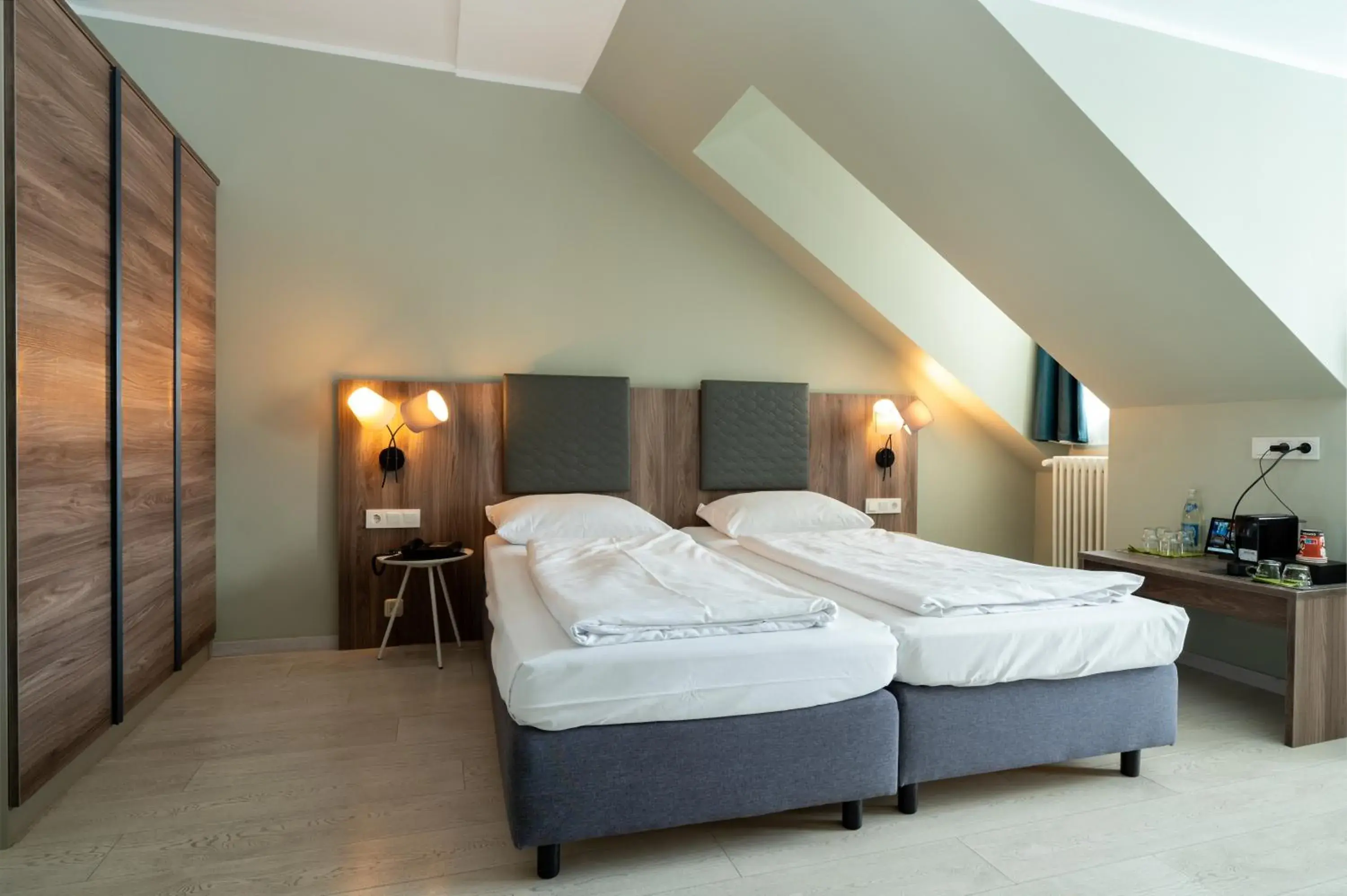 Family Room in Hotel Astor Family Room in Hotel Astor