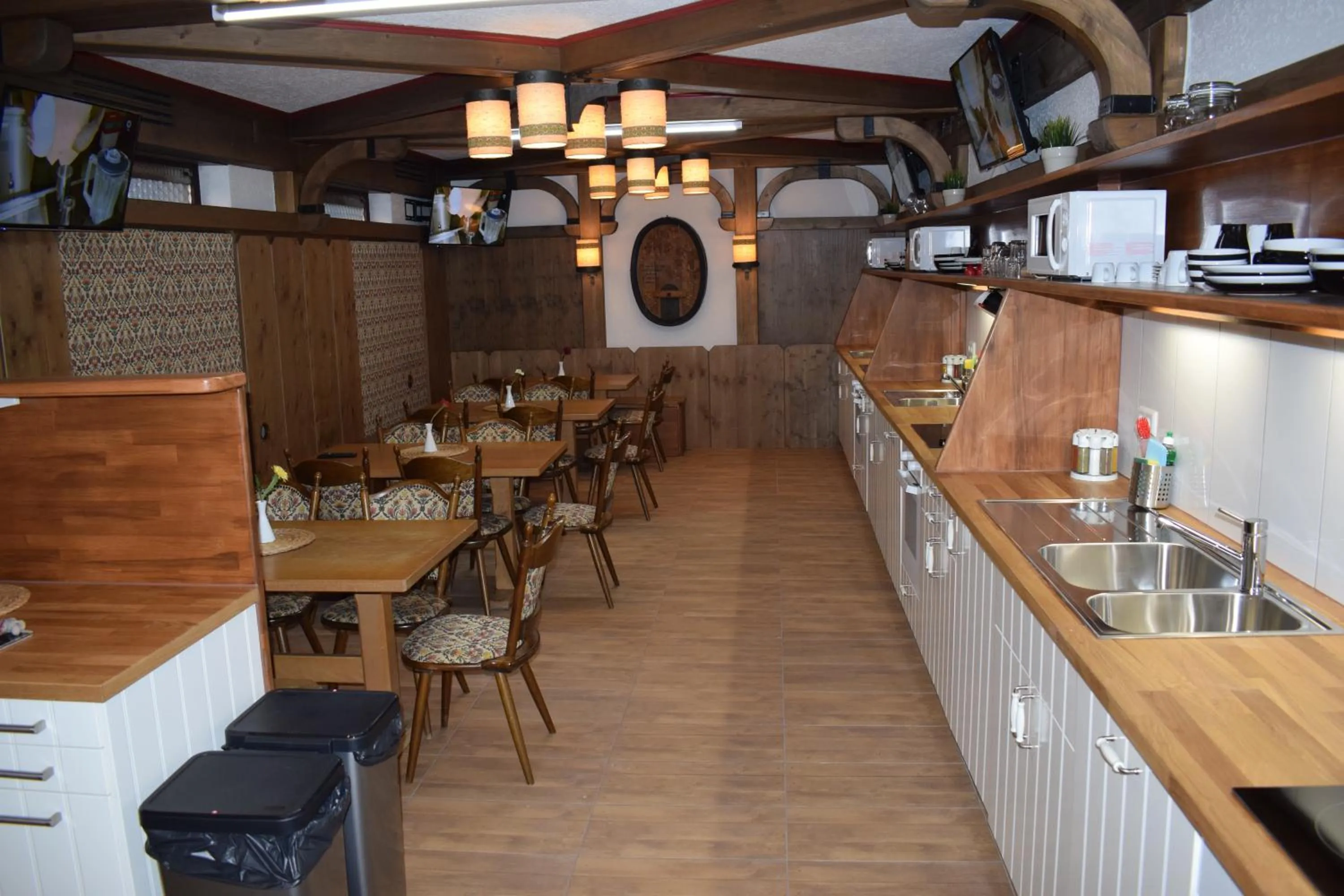 Restaurant/places to eat in Hotel Post mit Klimaanlage