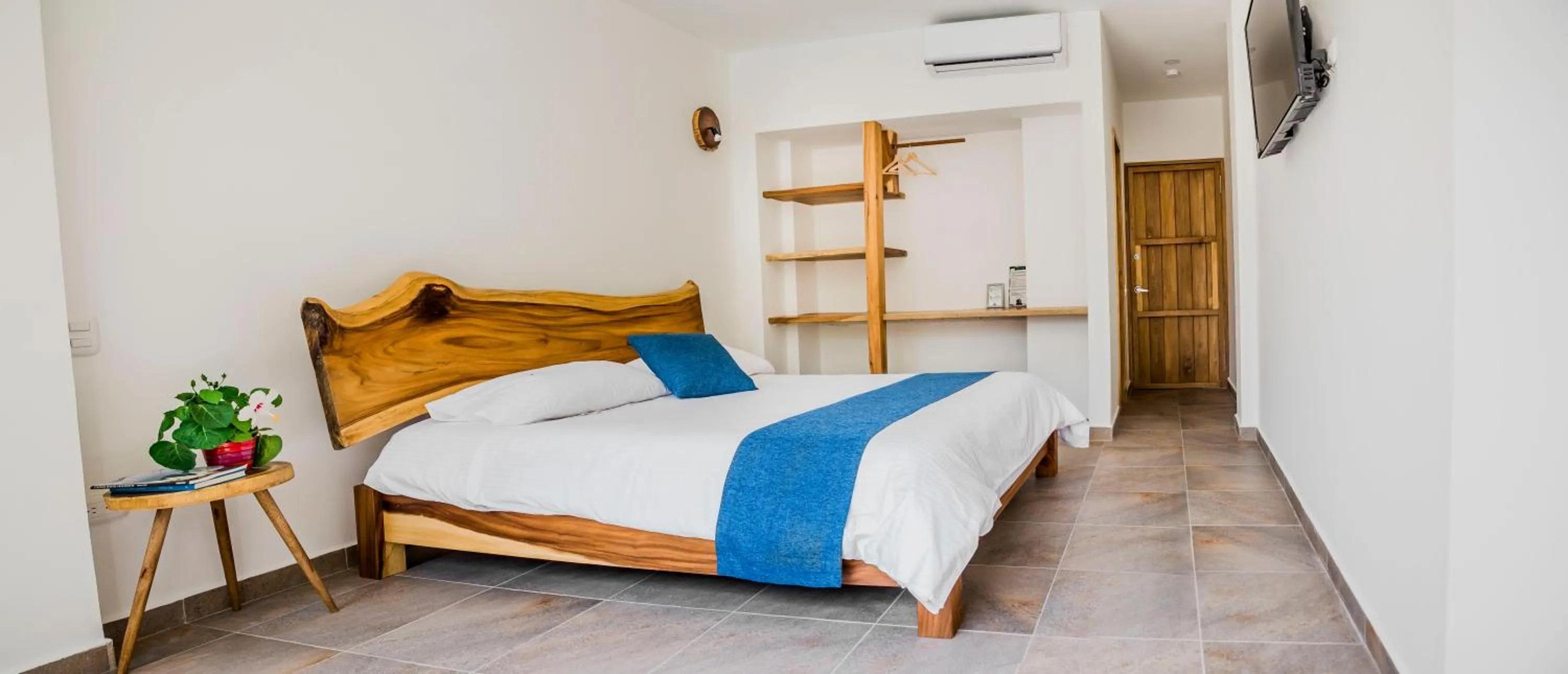 Bed in Hotel Restaurante Selva Negra