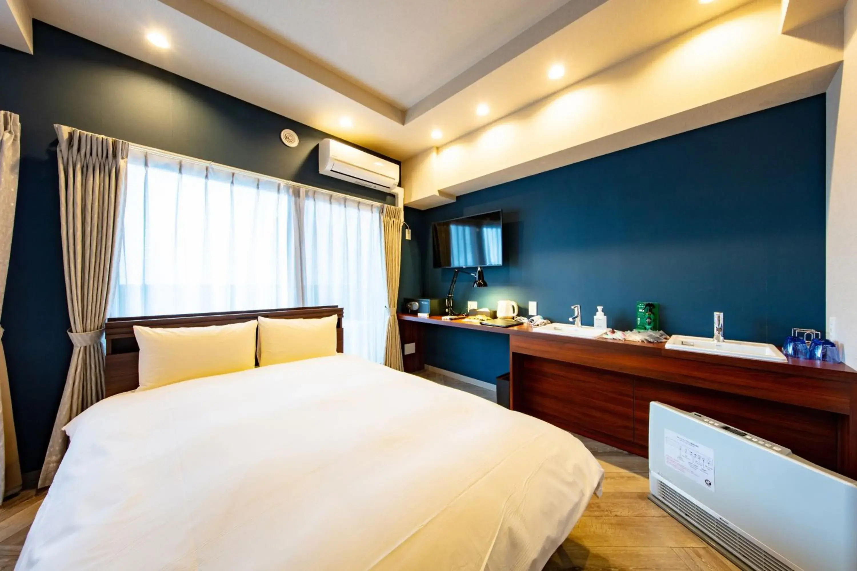 Economy Triple Room - NY Modern in VILLA KOSHIDO kotoni Economy Triple Room - NY Modern in VILLA KOSHIDO kotoni