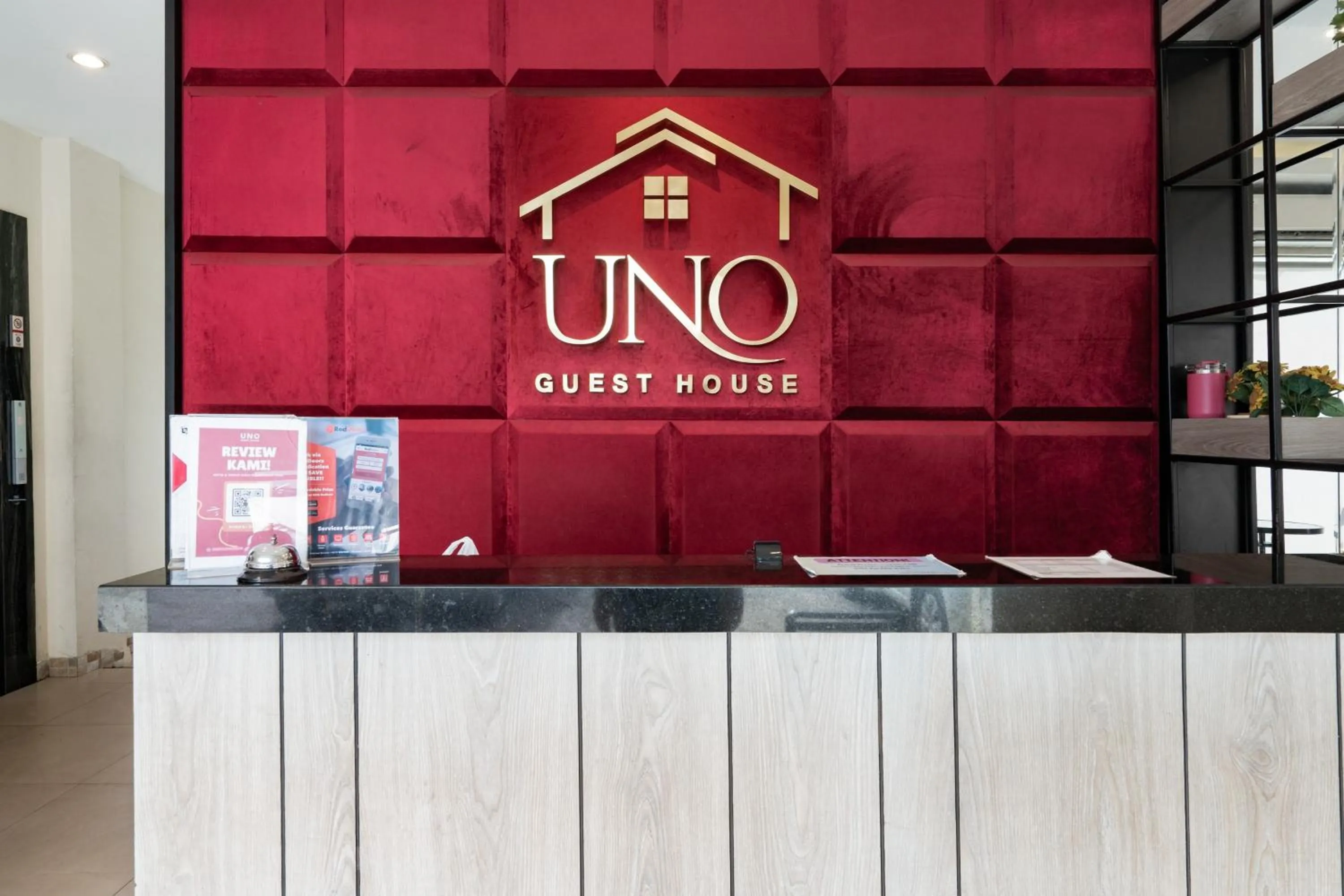 Lobby or reception in RedDoorz Plus @ Siradj Salman Samarinda