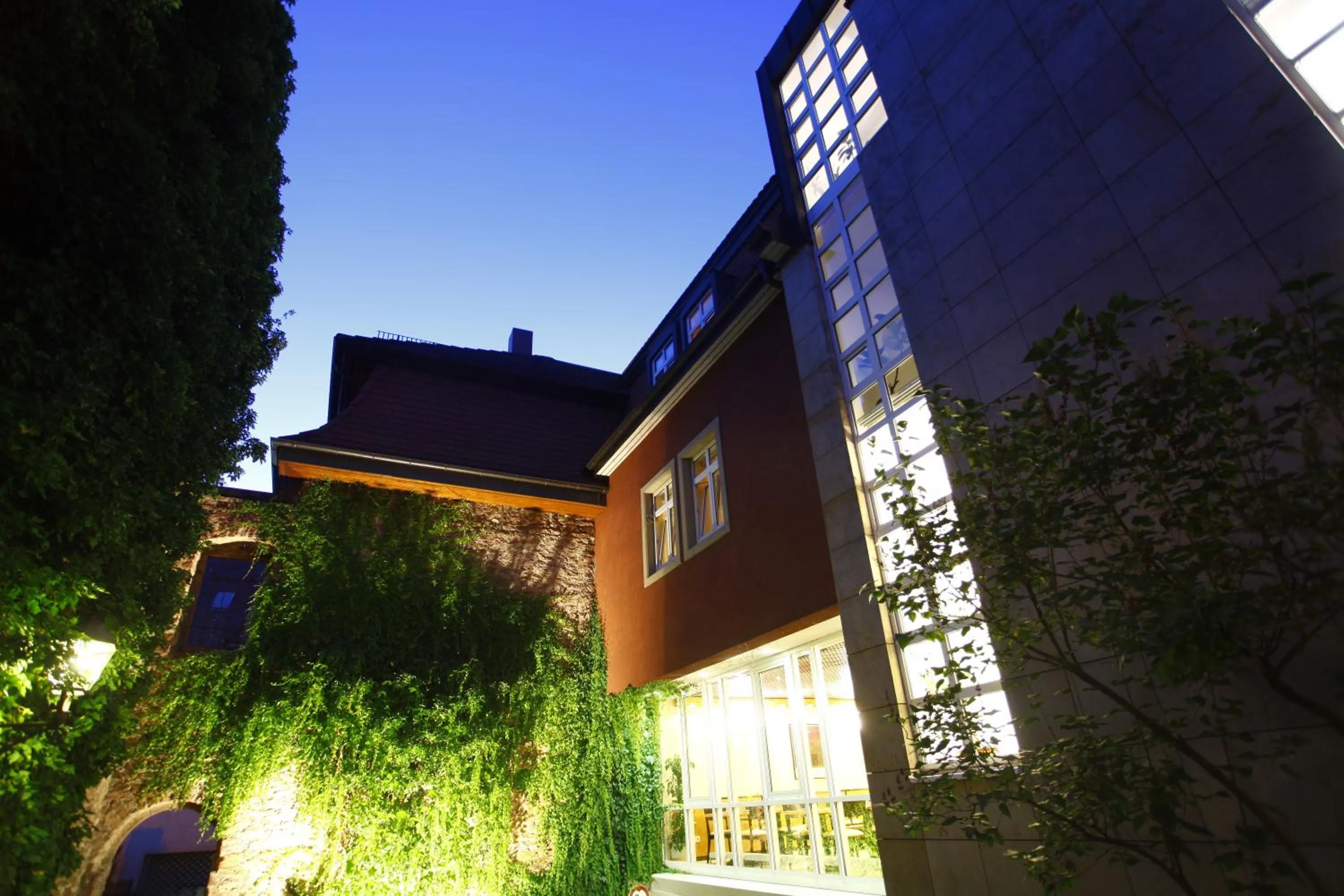 Facade/entrance in Stadthotel Engel