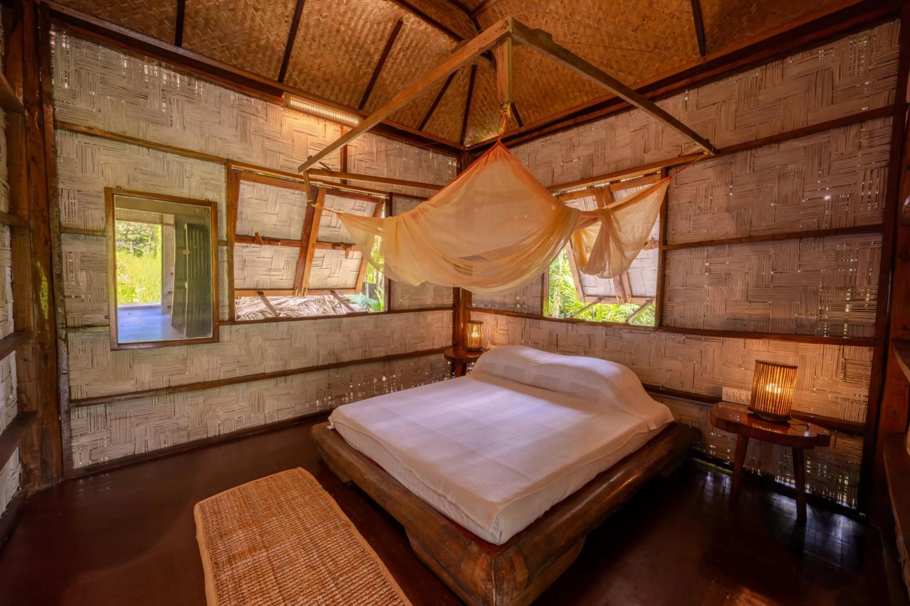 Bed in The Forest Elephant - Formerly known as the Flying Elephant