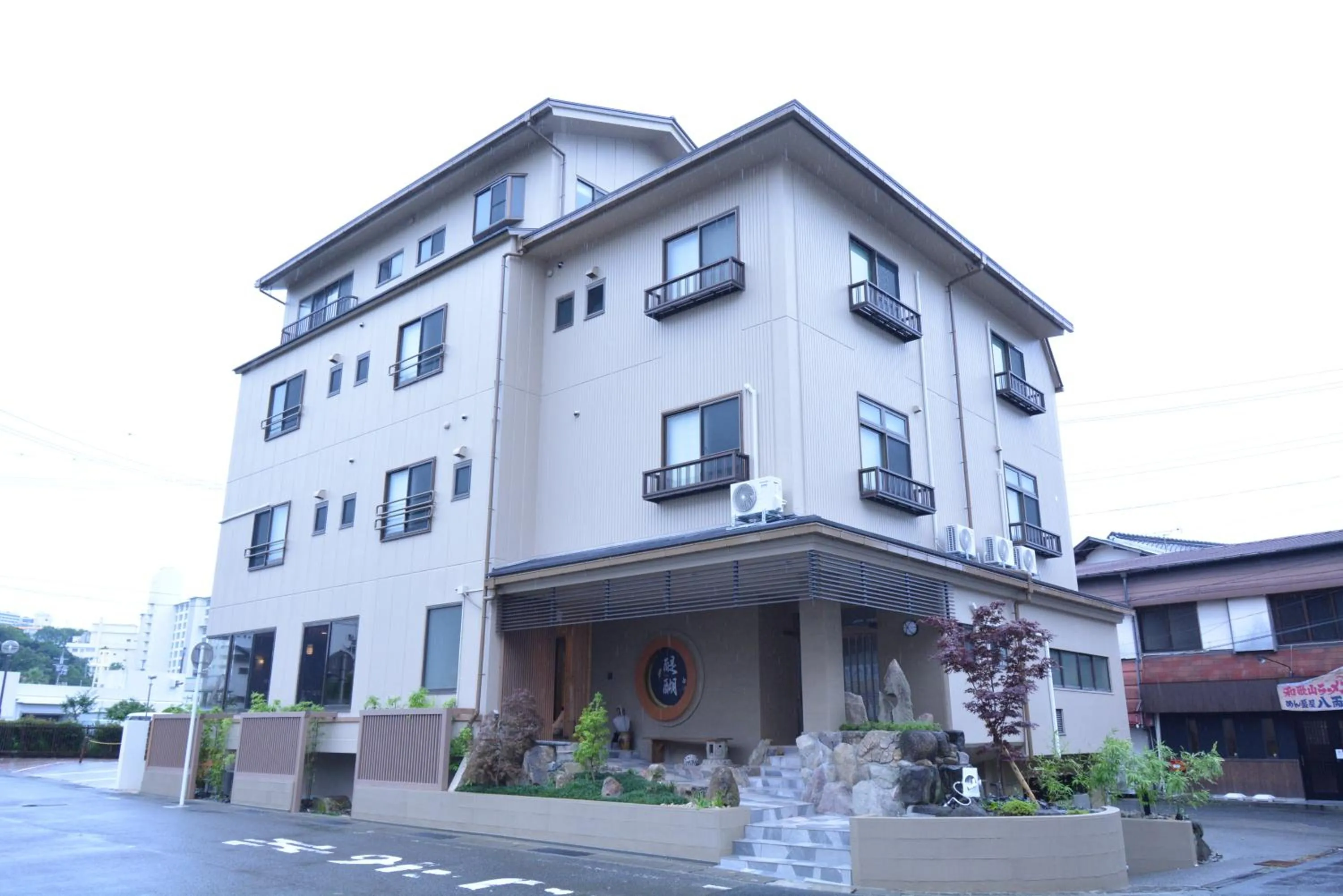Property building in Shirahama no Yado Daigo