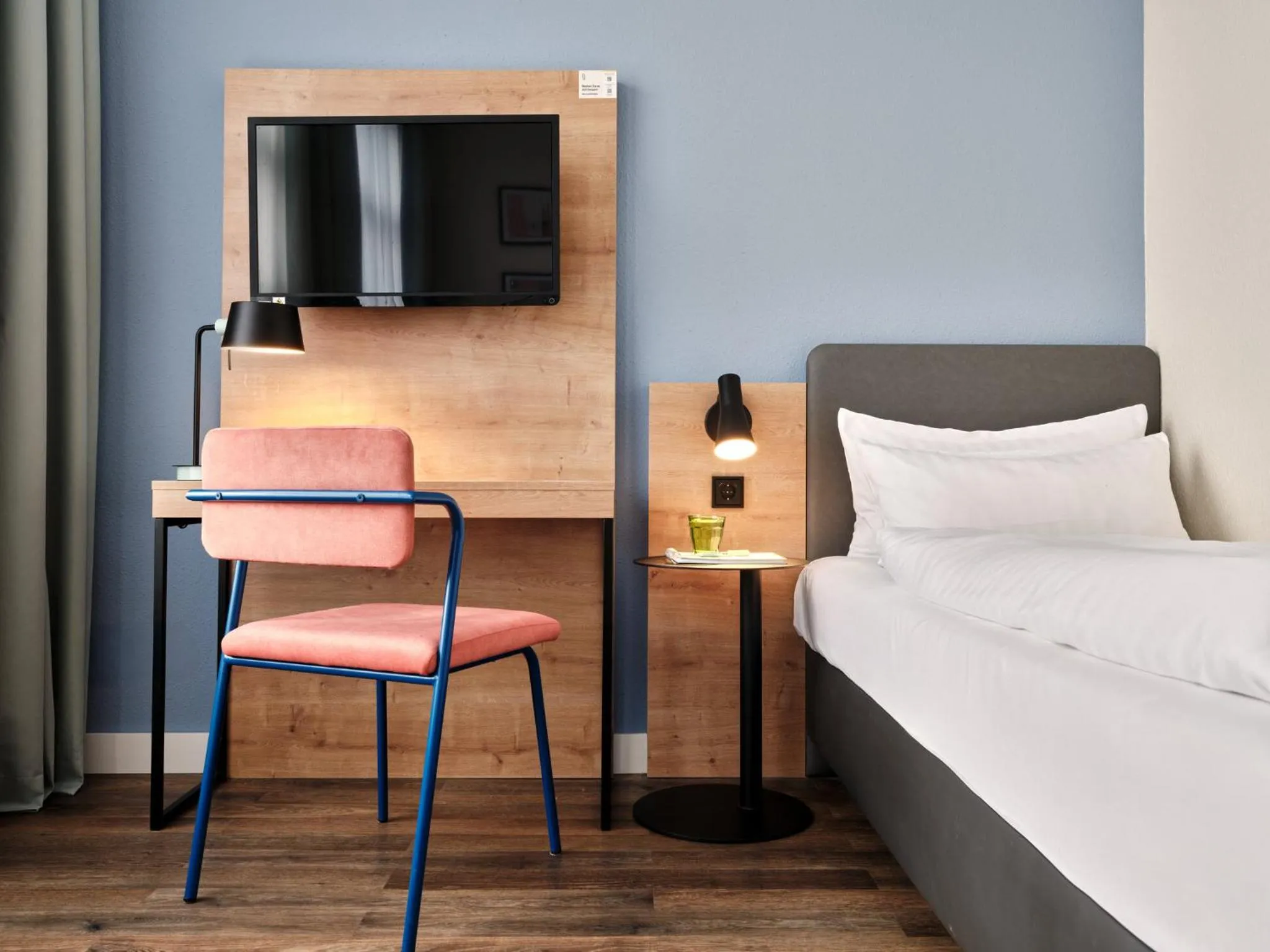 Photo of the whole room, Bed in Garner Hotel Berlin - Schöneberg by IHG