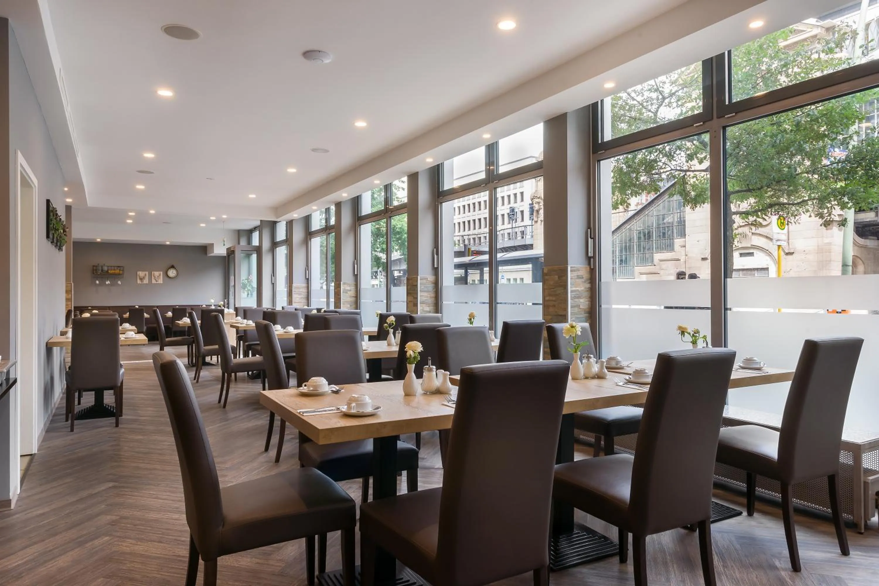 Restaurant/places to eat in Novum Hotel City B Berlin Centrum