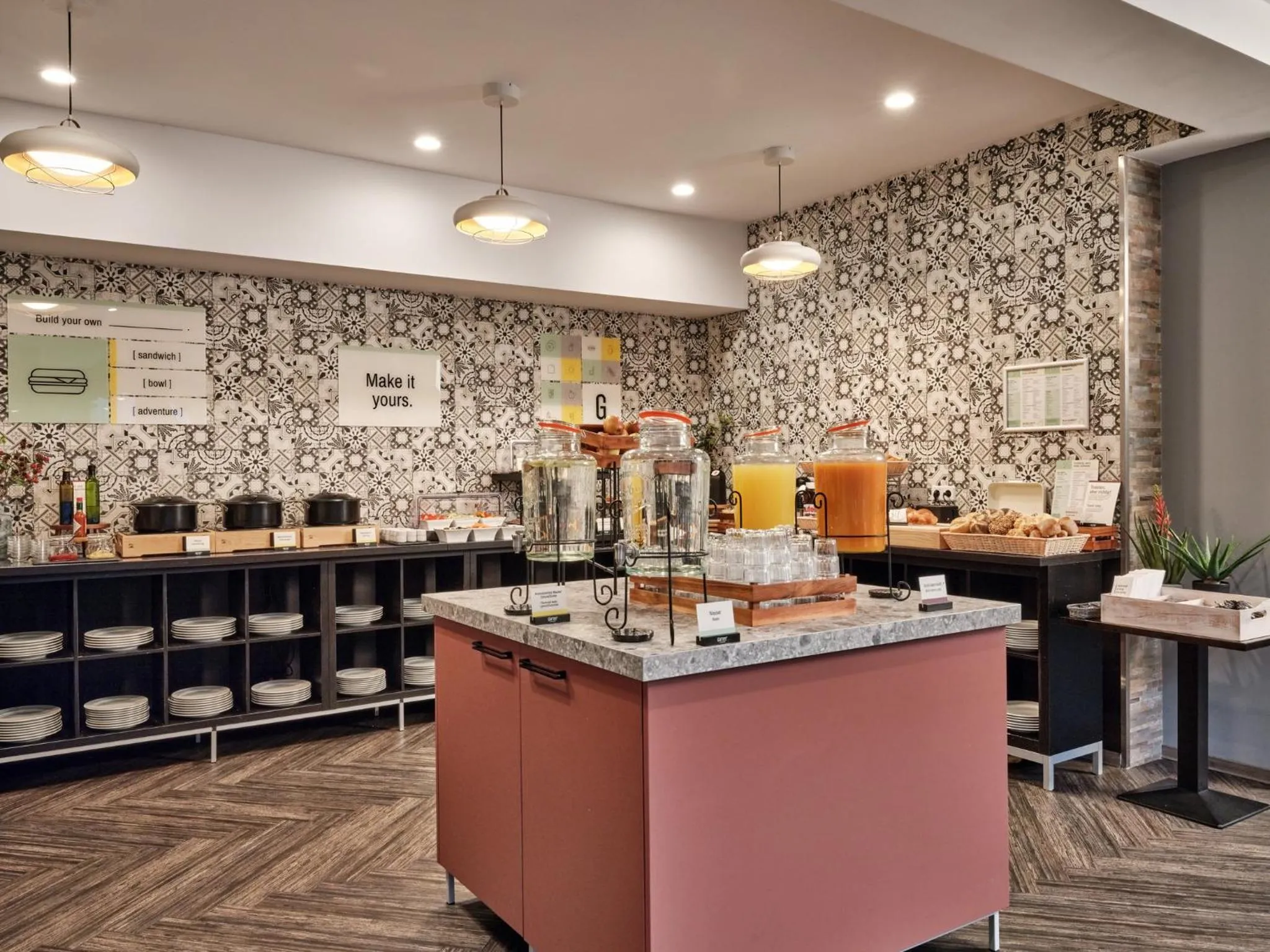 Breakfast in Garner Hotel Berlin - Schöneberg by IHG