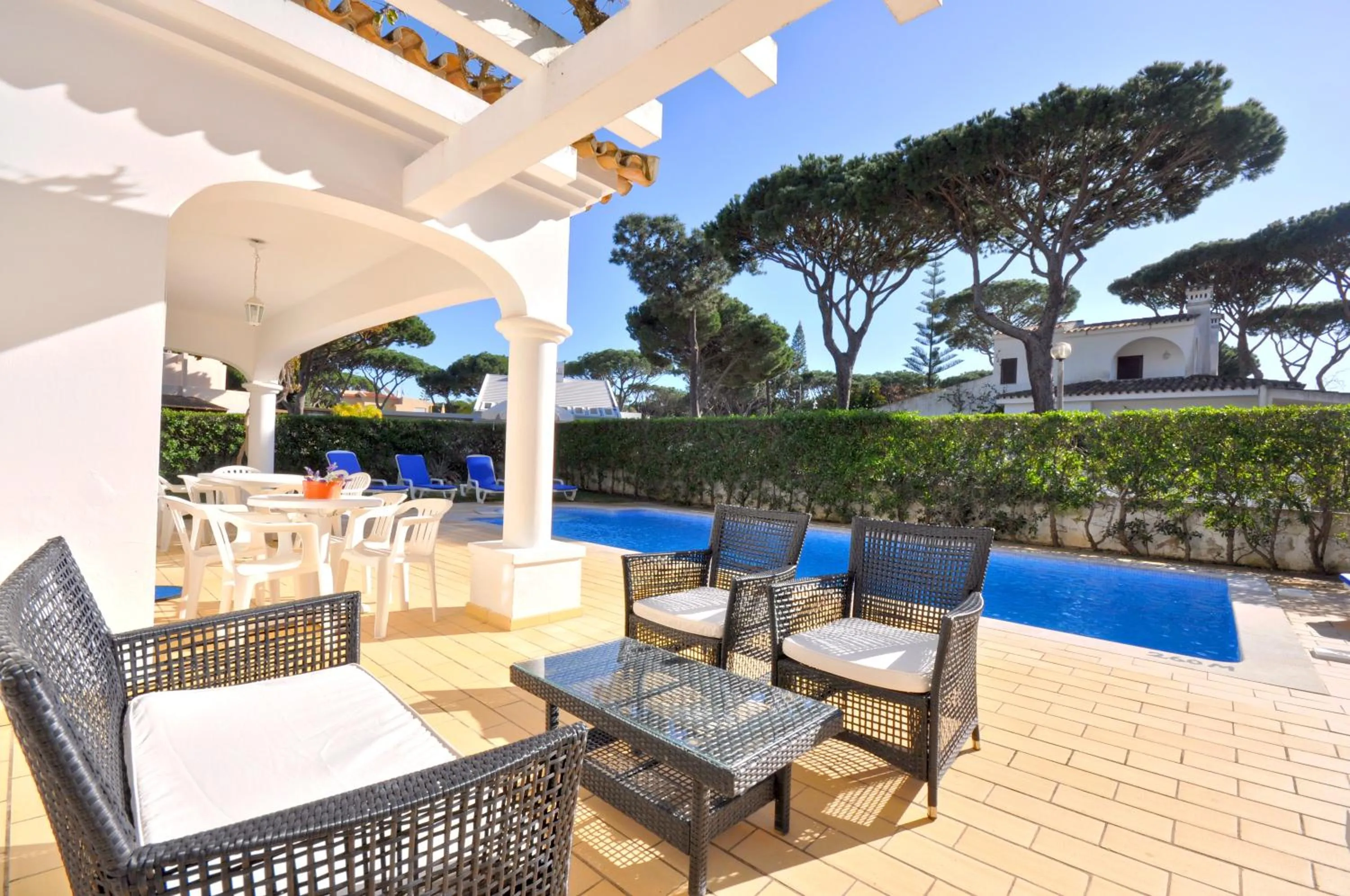 Patio in Charming Villa, Private Pool, Walking Distance to Centre, Free AC Wifi