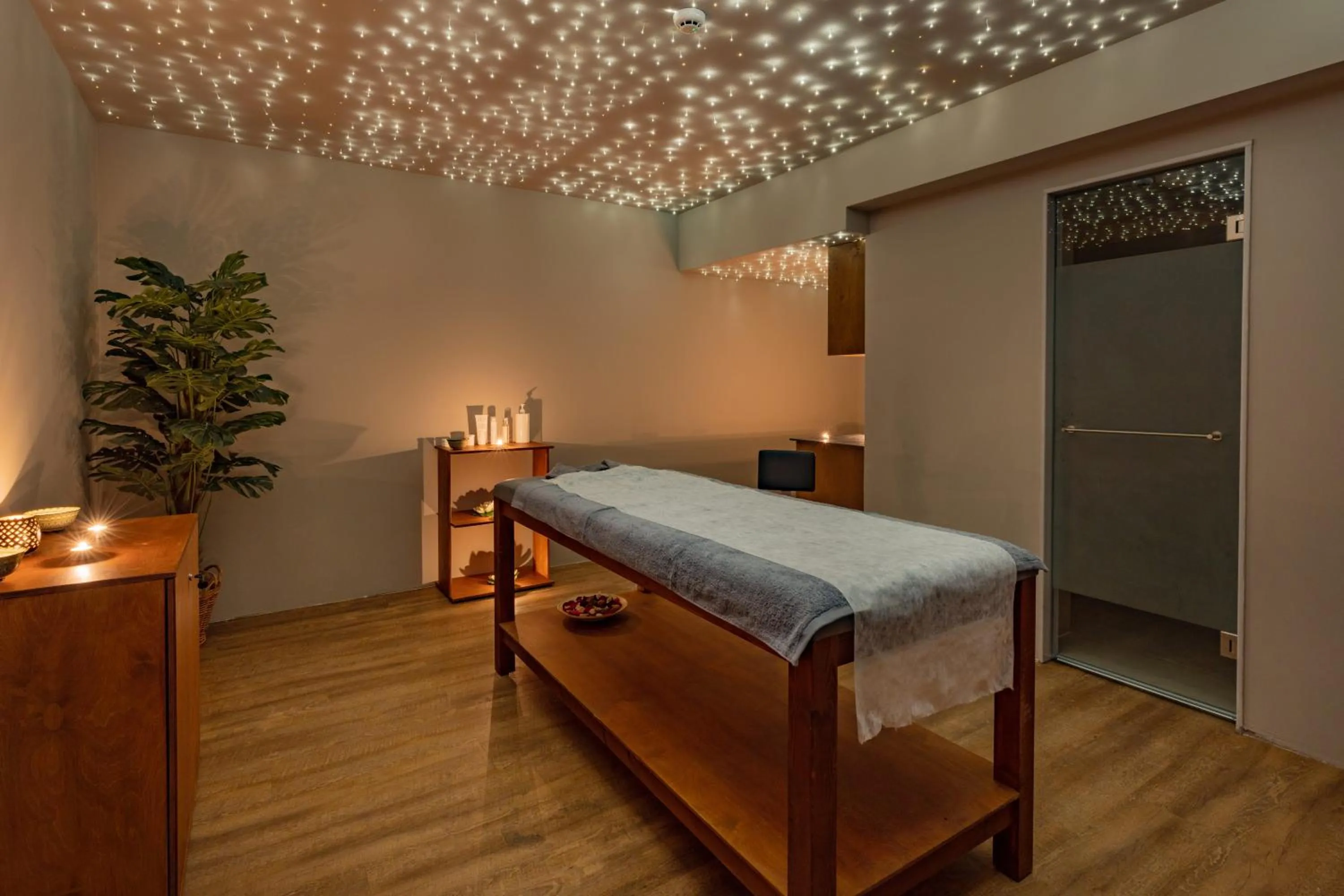 Massage in Minos Ambassador Suites & Spa - Adults only