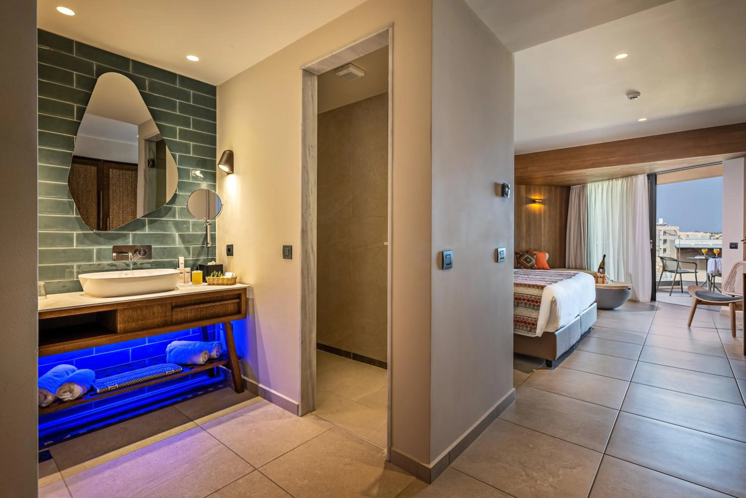 Bathroom, Bed in Minos Ambassador Suites & Spa - Adults only