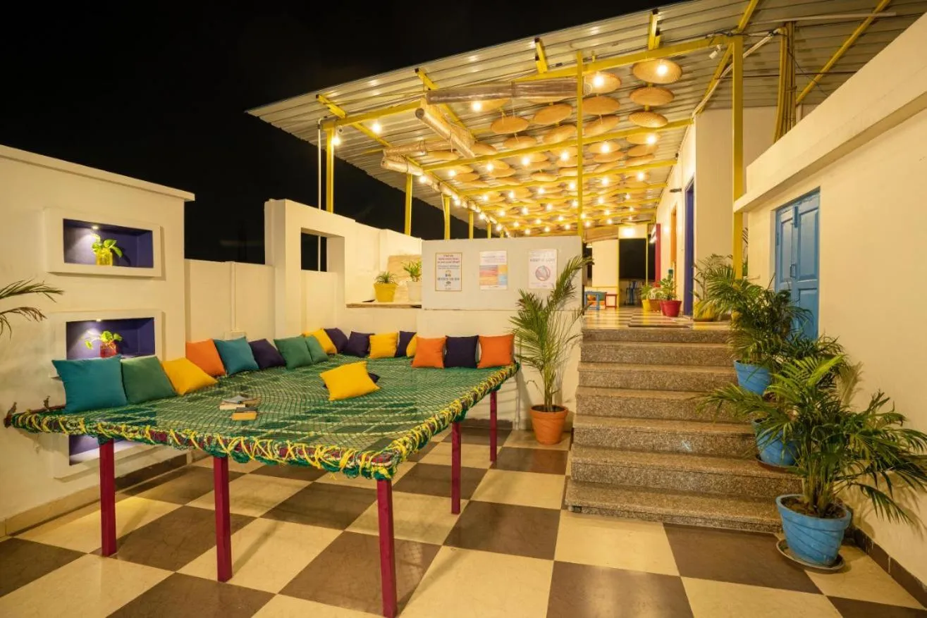 Seating area in goSTOPS Amritsar, Chatiwind Gate