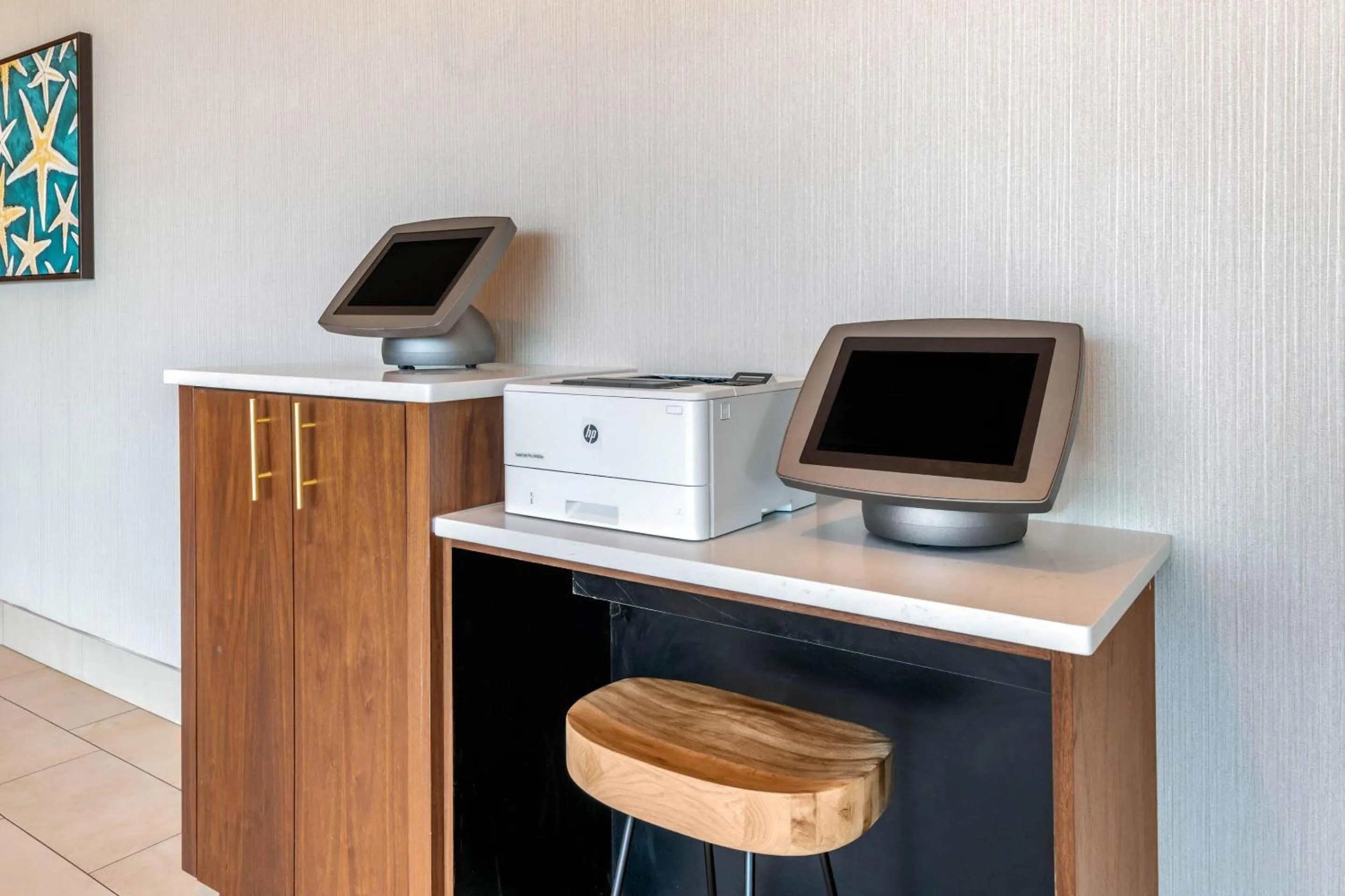 Business facilities in Cambria Hotel St Petersburg-Madeira Beach Marina