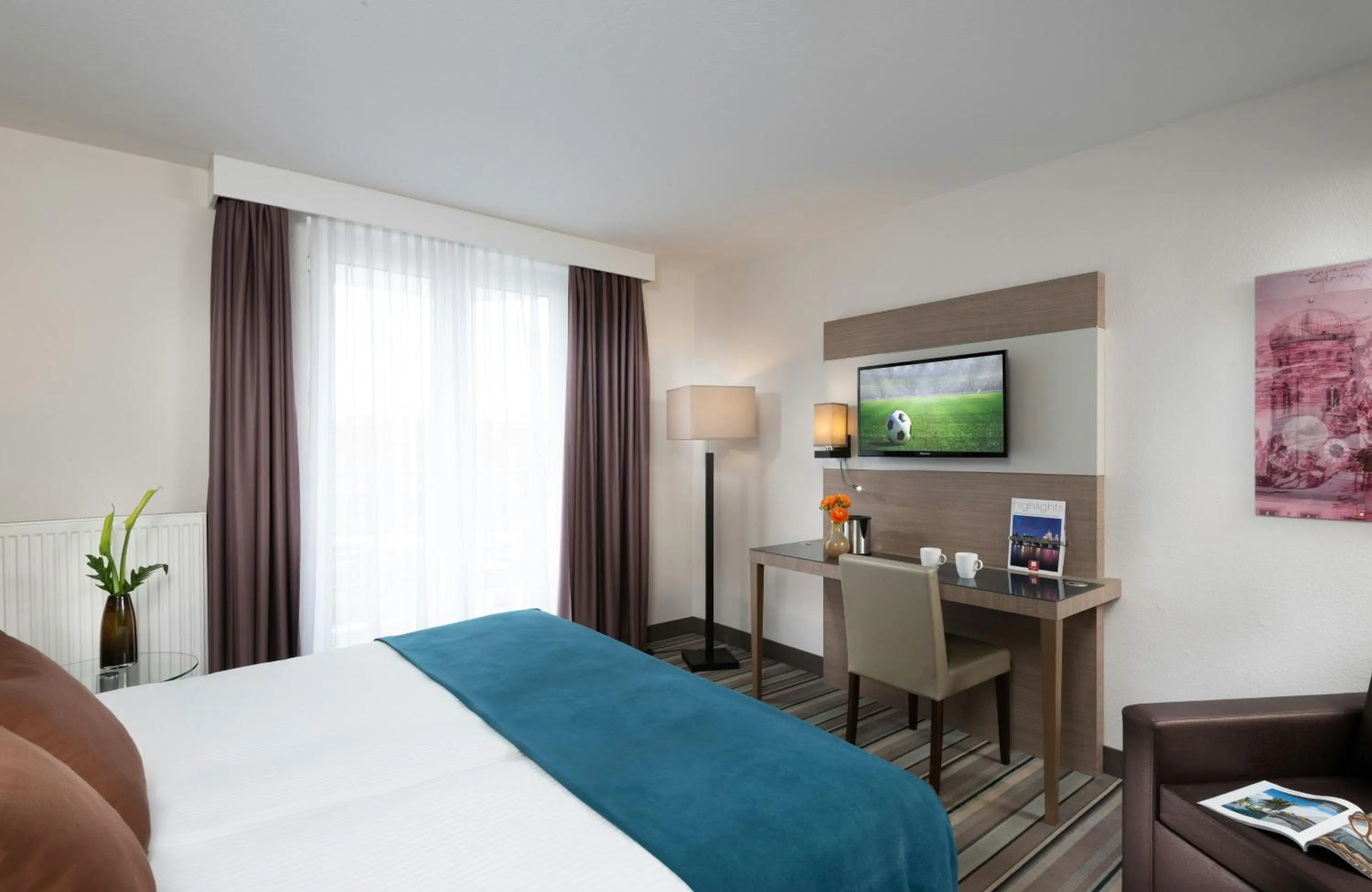 Photo of the whole room, Bed in Leonardo Hotel Munich City Olympiapark